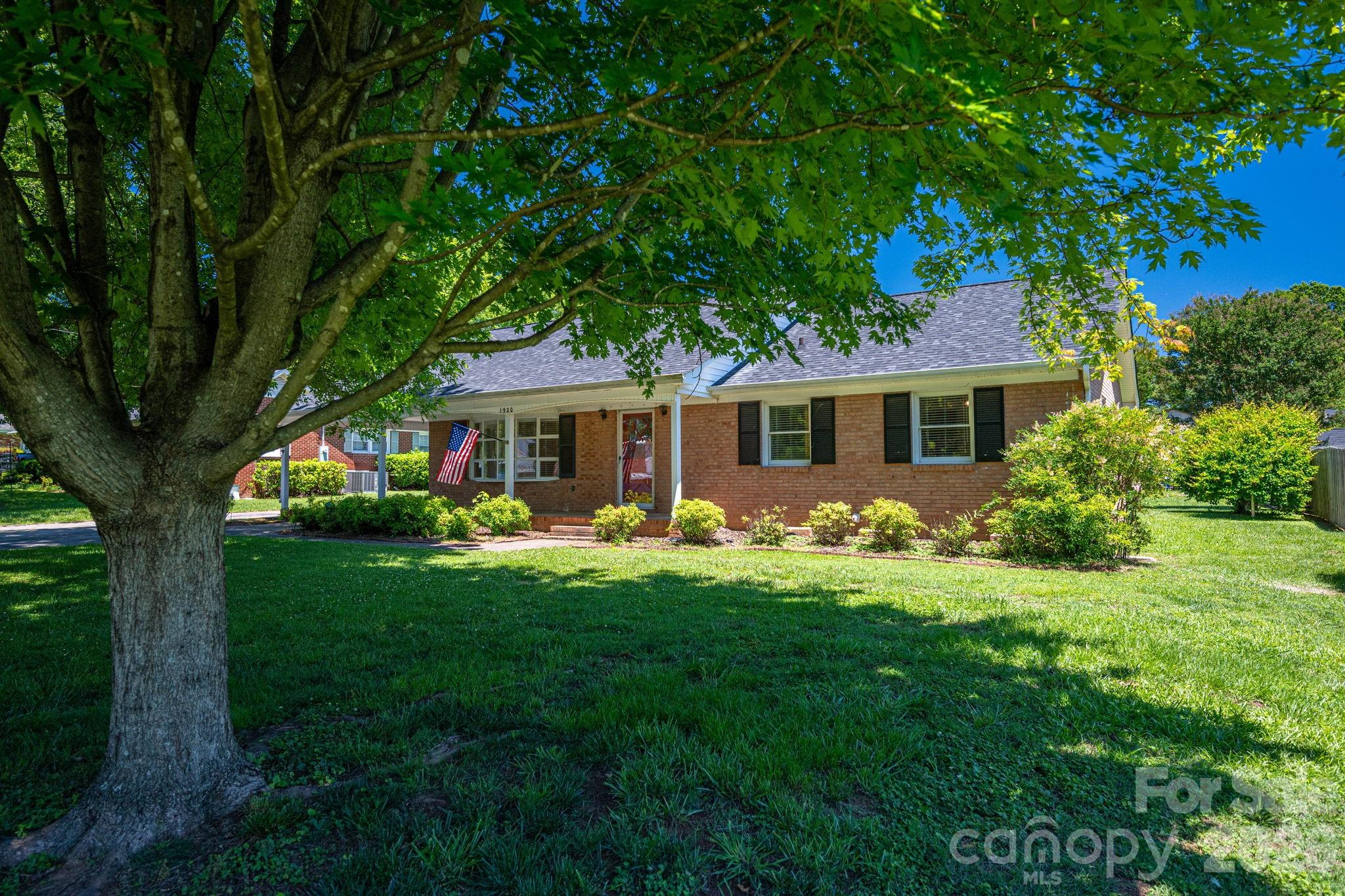 1920 Echo Lane — Gastonia
