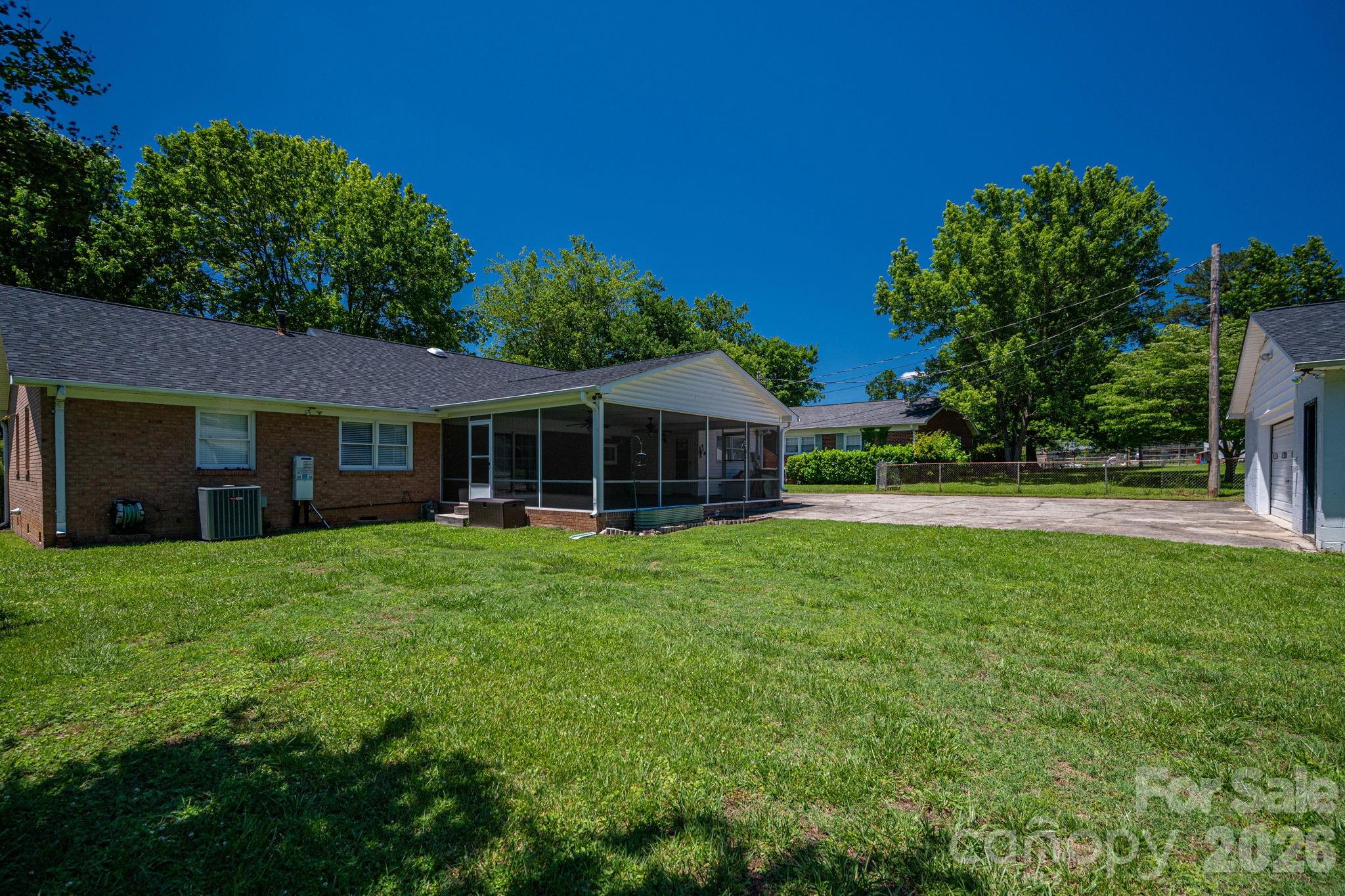 1920 Echo Lane — Gastonia
