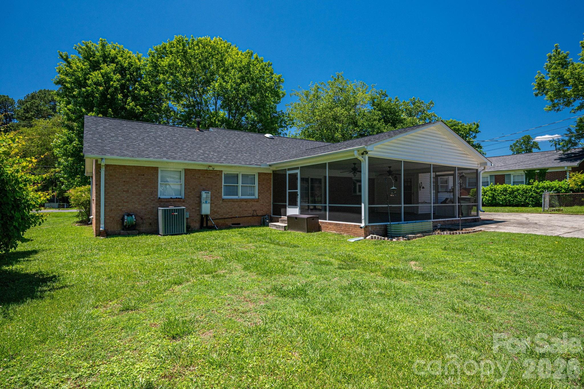 1920 Echo Lane — Gastonia