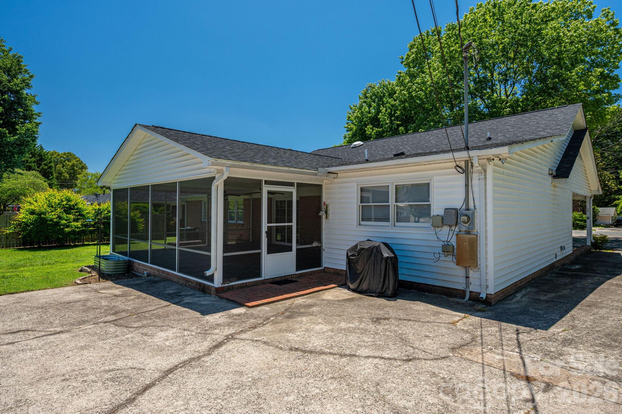 1920 Echo Lane — Gastonia