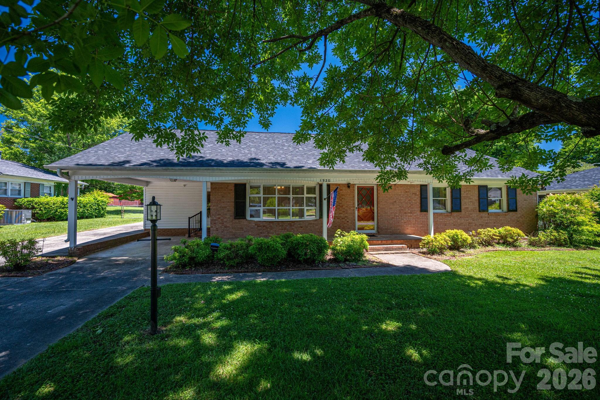 1920 Echo Lane — Gastonia