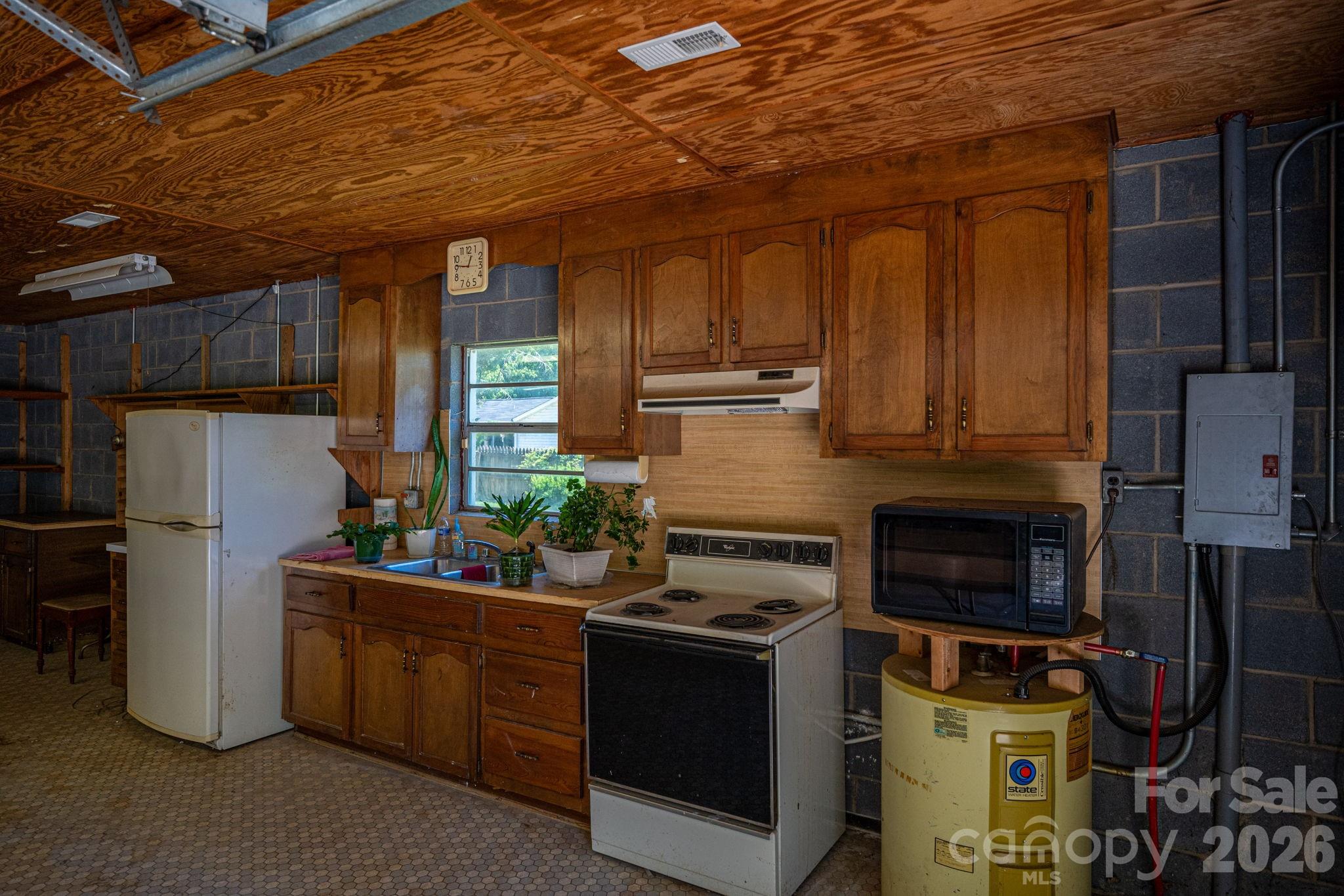 1920 Echo Lane — Gastonia