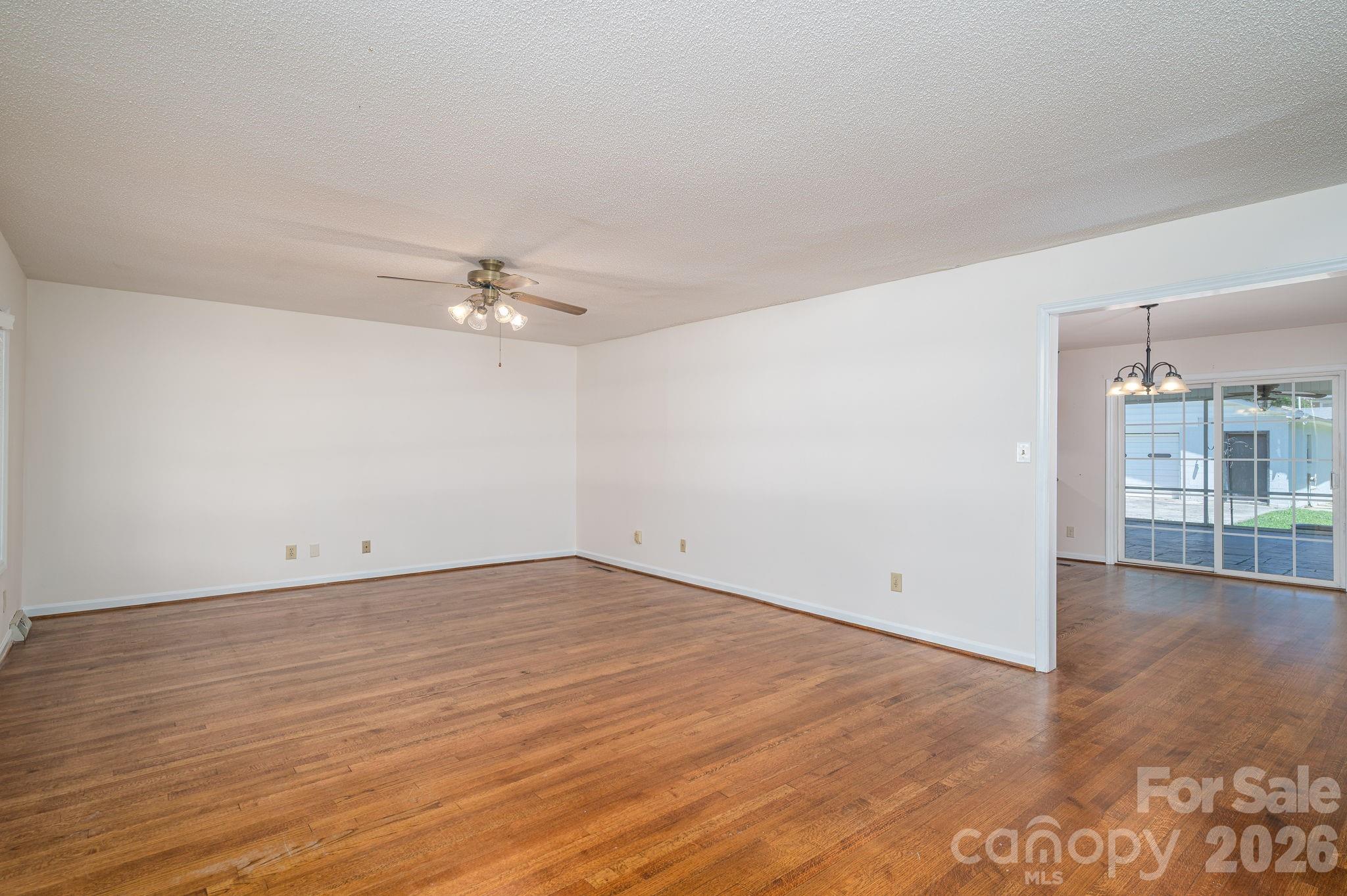 1920 Echo Lane — Gastonia
