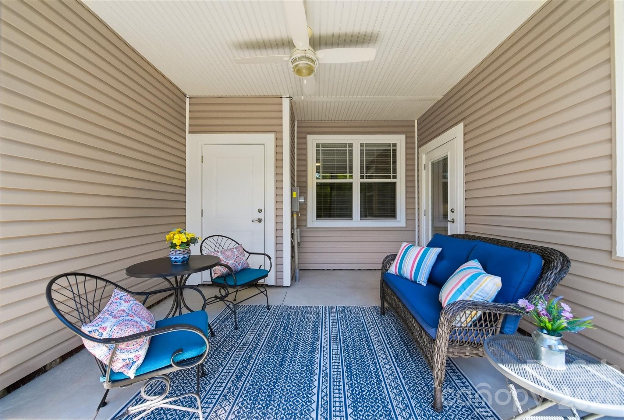 1520 28th Street Lane SE — Hickory