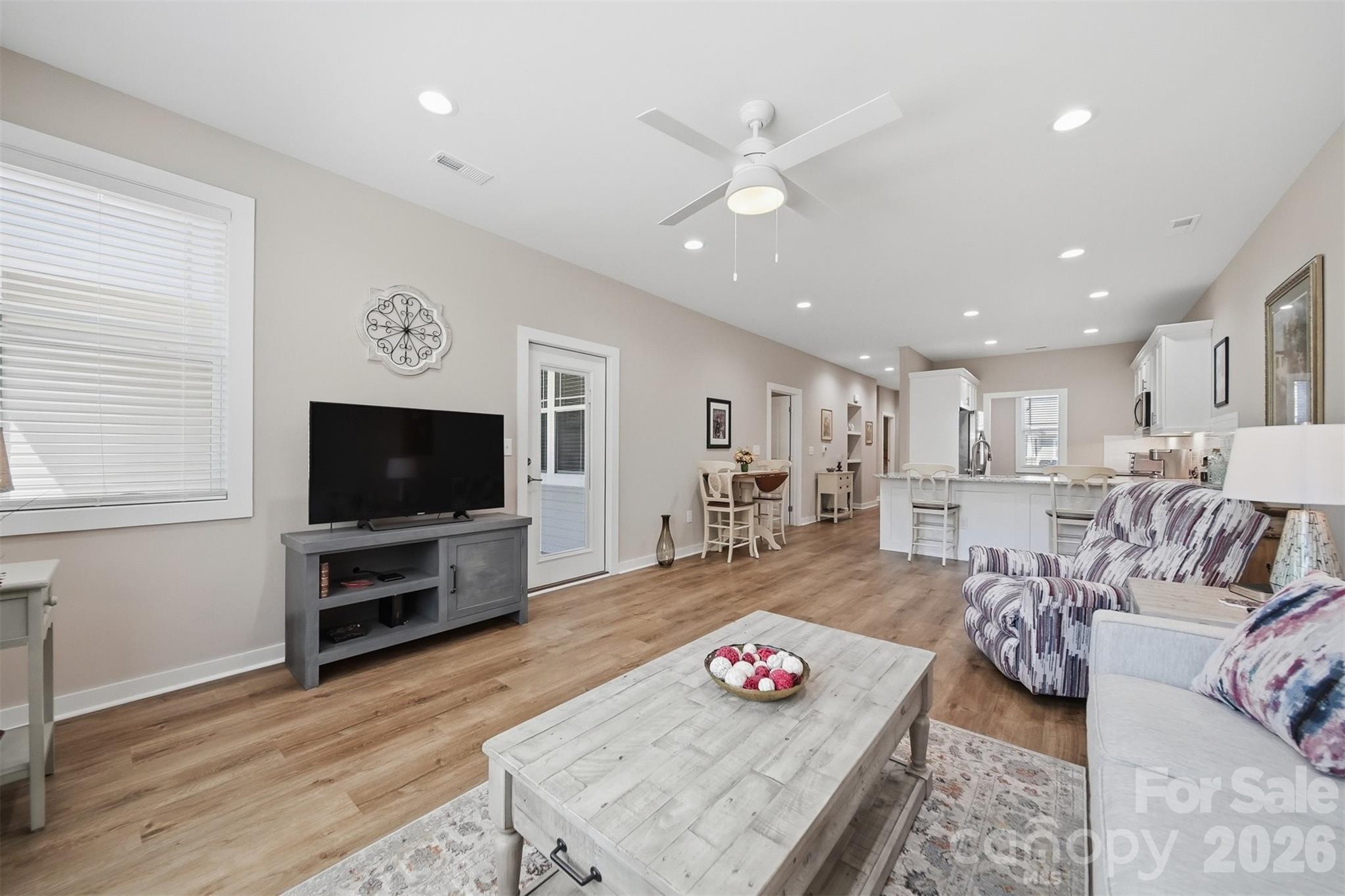 1520 28th Street Lane SE — Hickory