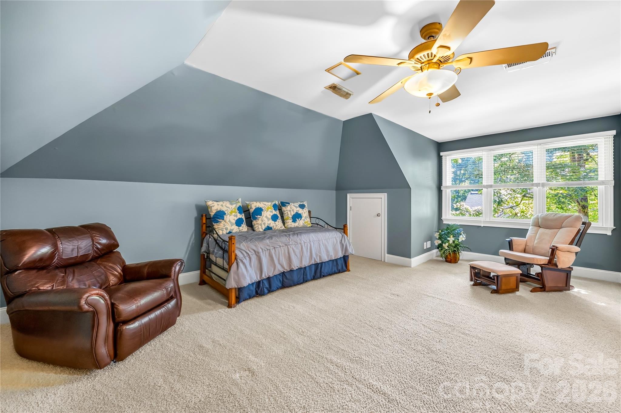 138 Woodstream Circle — Mooresville