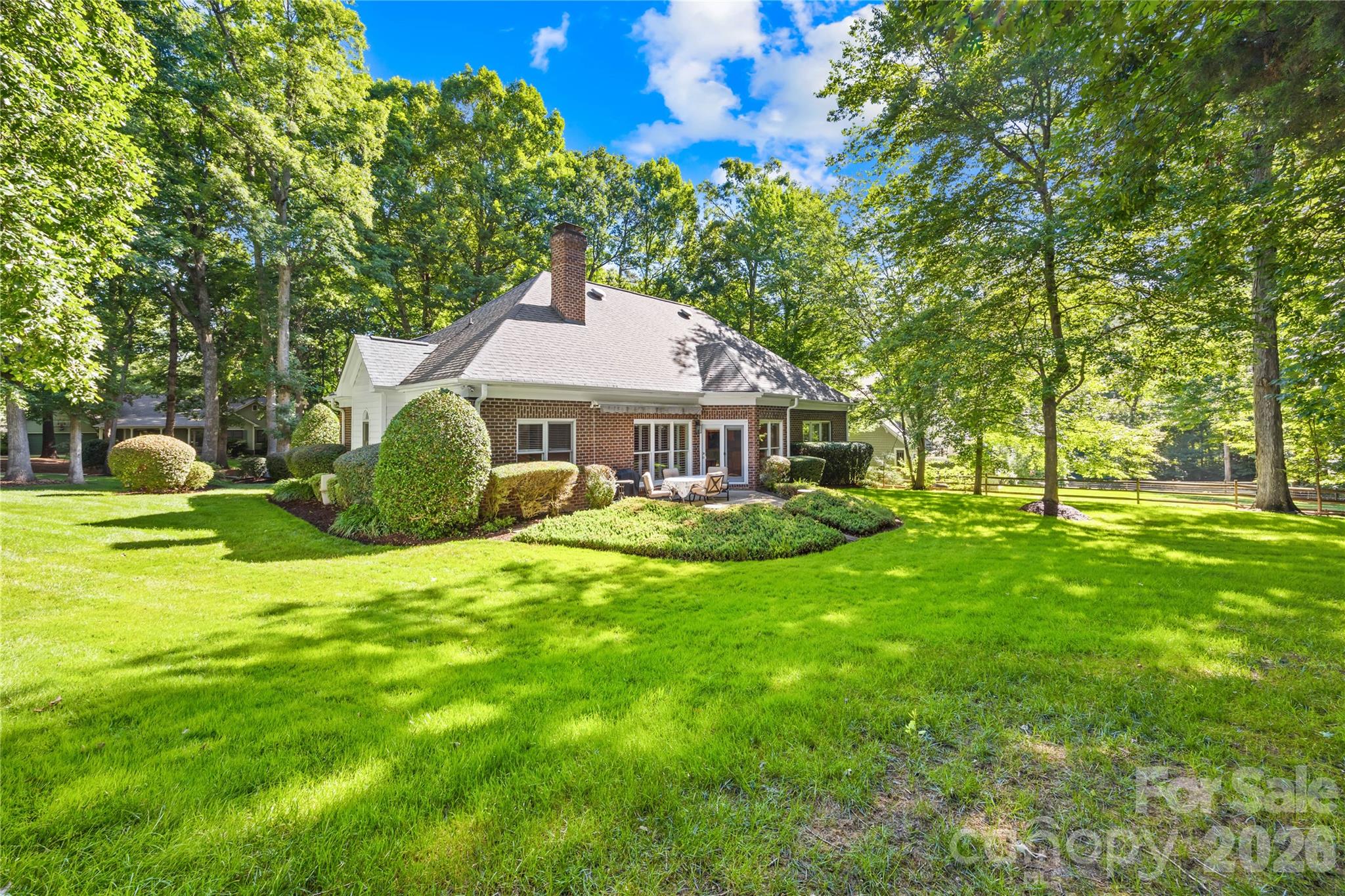 138 Woodstream Circle — Mooresville