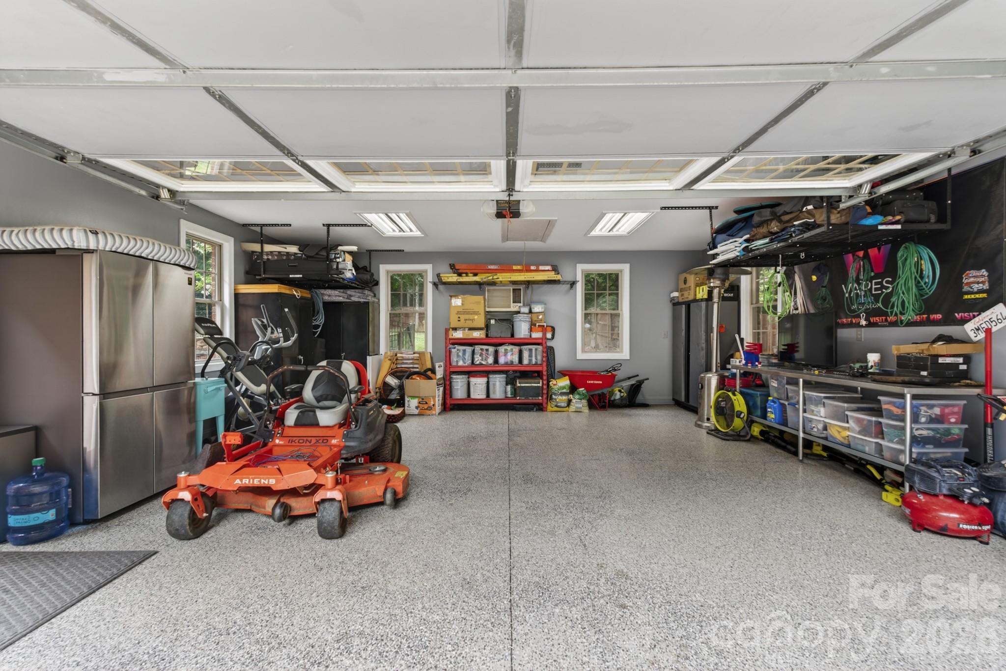 4618 Water Oak Drive — Lake Wylie
