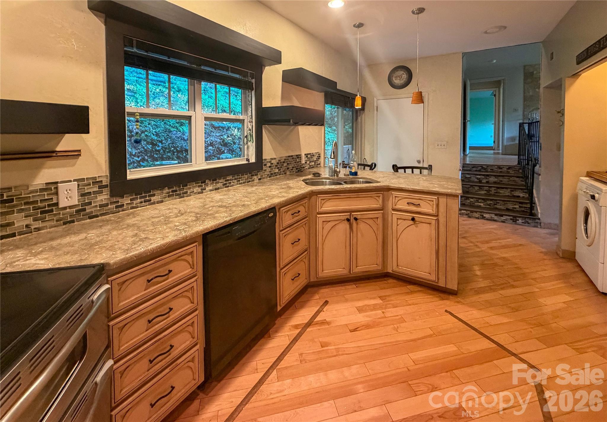 506 Country Club Road — Tryon