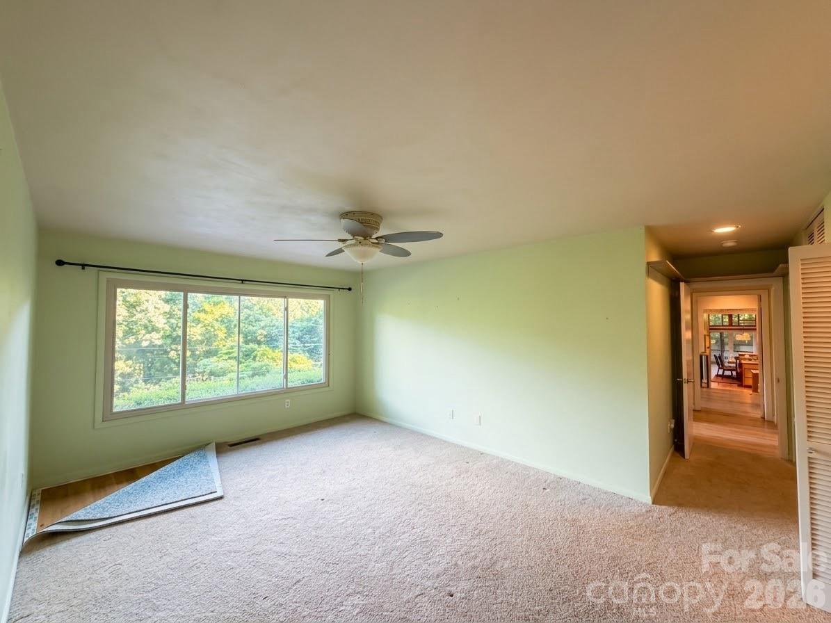 506 Country Club Road — Tryon