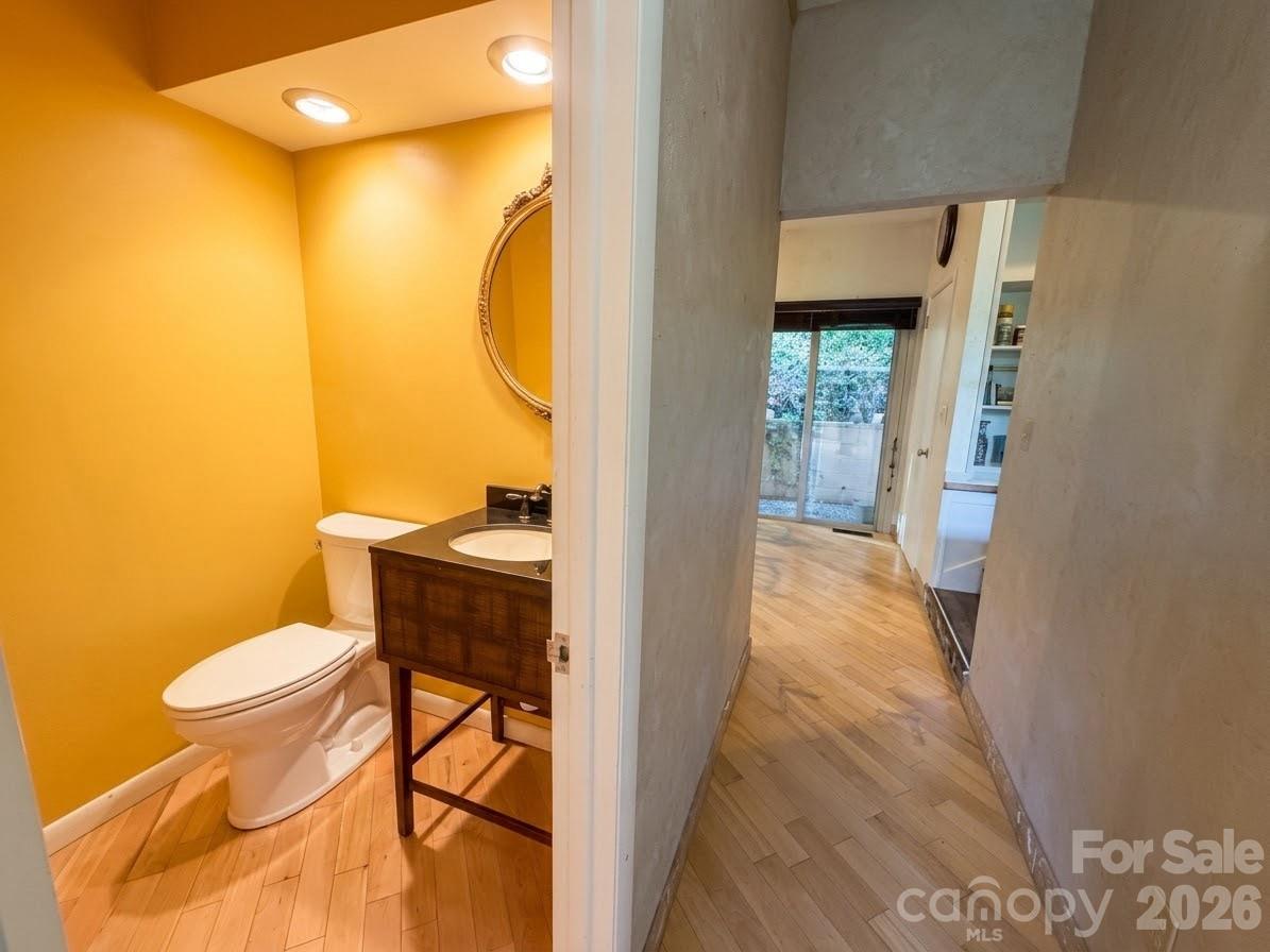 506 Country Club Road — Tryon