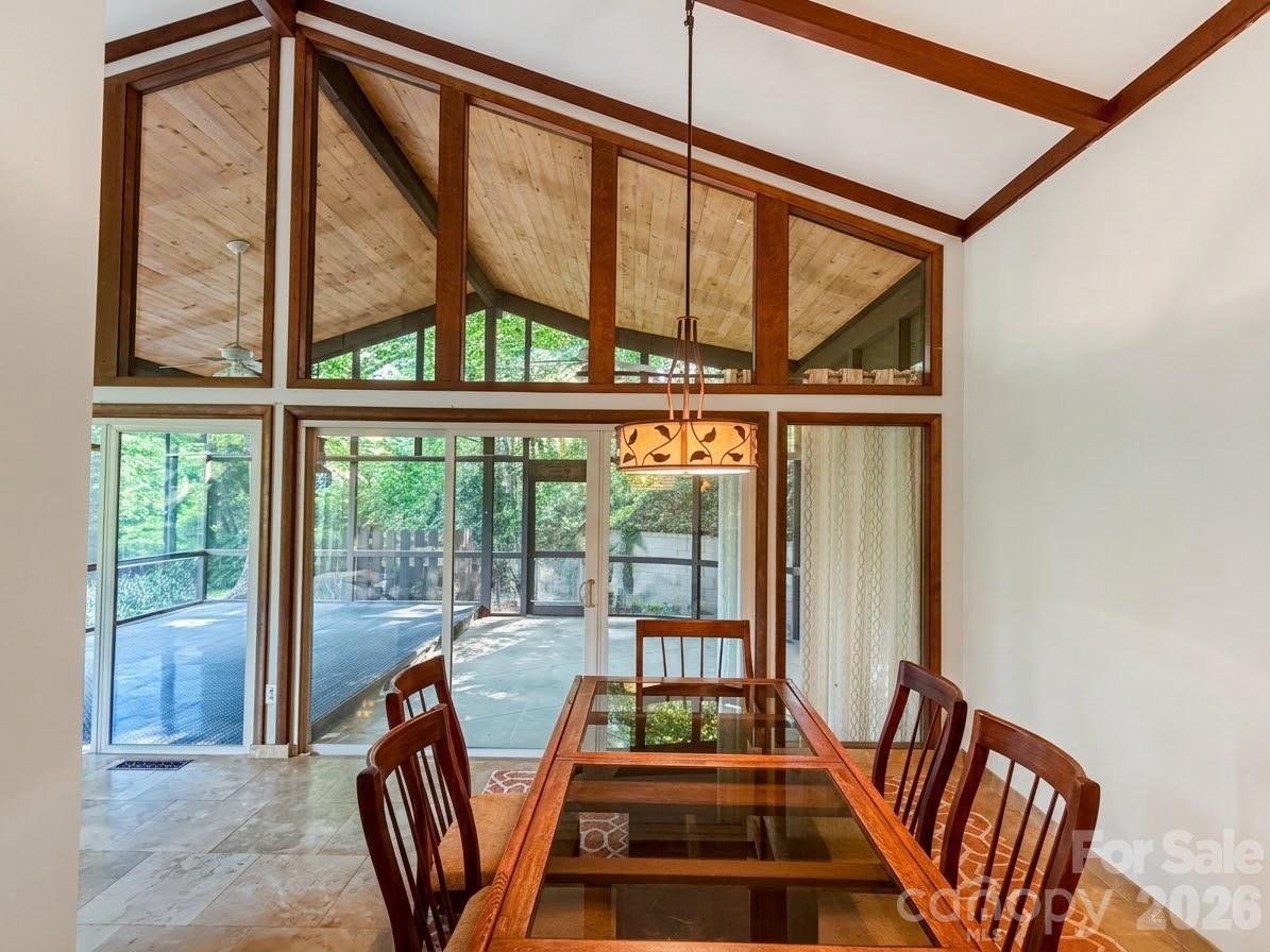506 Country Club Road — Tryon
