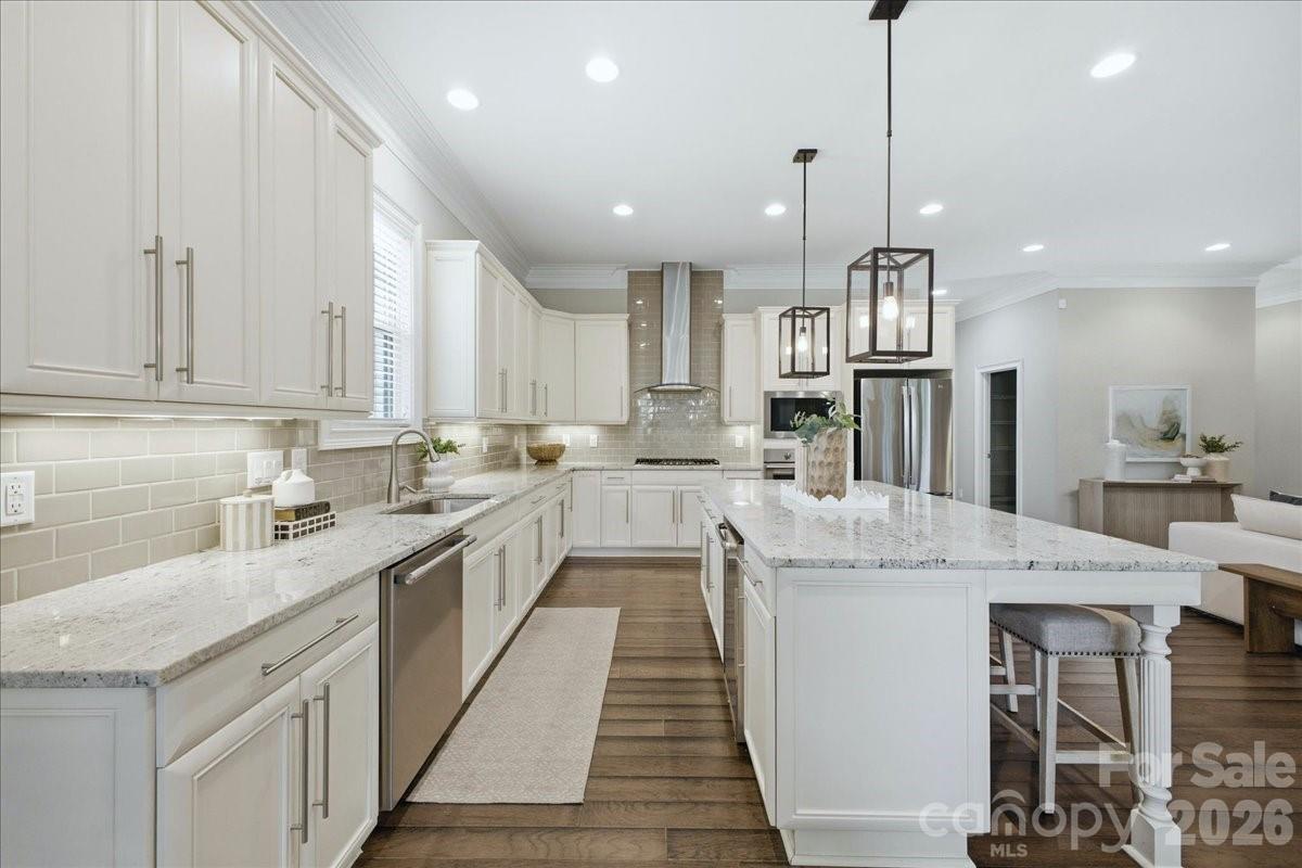 1103 N Sharon Amity Road — Charlotte