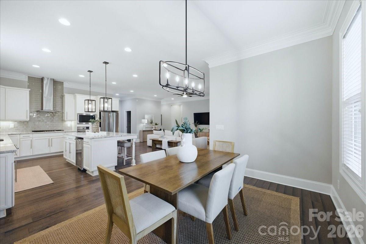 1103 N Sharon Amity Road — Charlotte