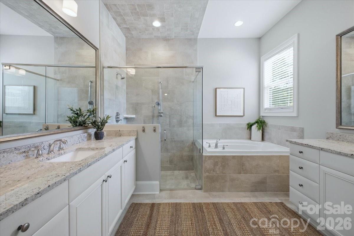 1103 N Sharon Amity Road — Charlotte