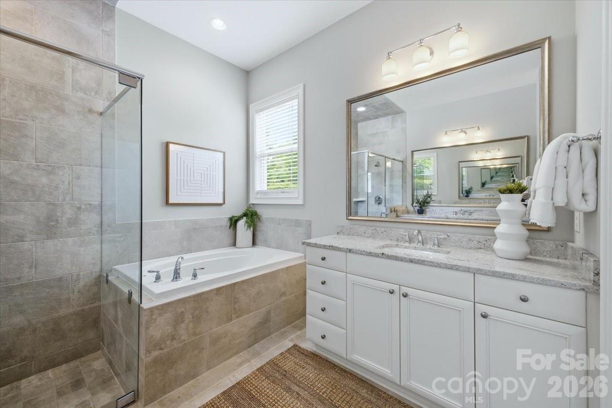 1103 N Sharon Amity Road — Charlotte