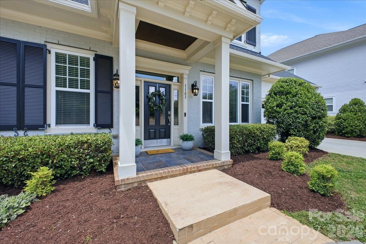1103 N Sharon Amity Road — Charlotte