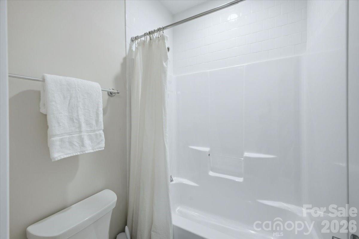 1103 N Sharon Amity Road — Charlotte