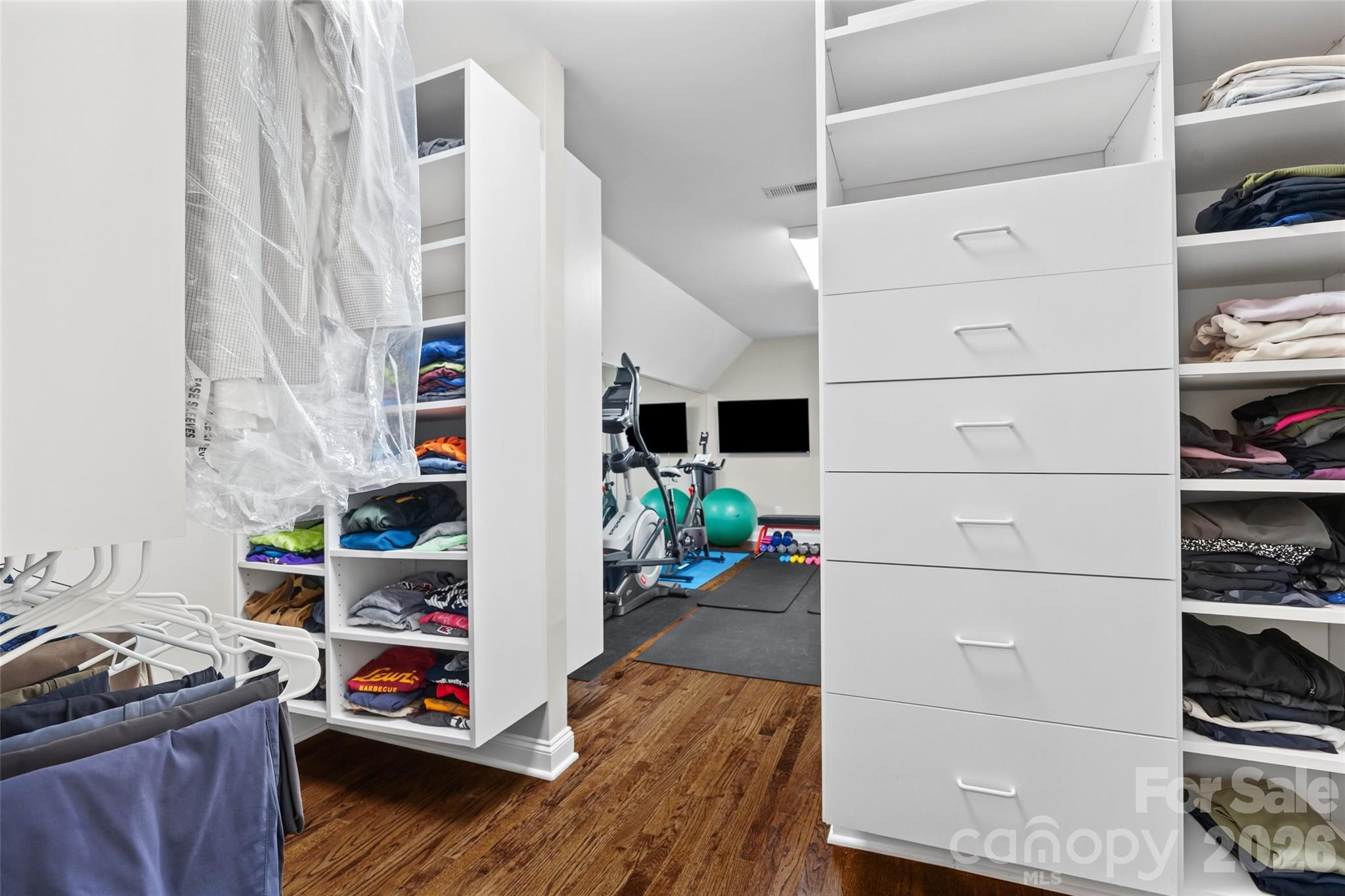 2539 Grimmersborough Lane — Charlotte