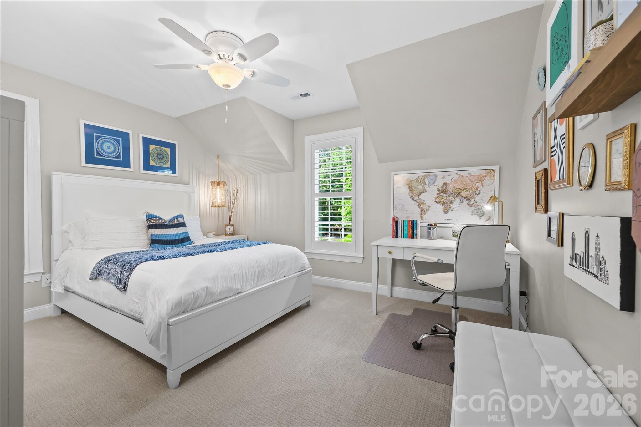2539 Grimmersborough Lane — Charlotte