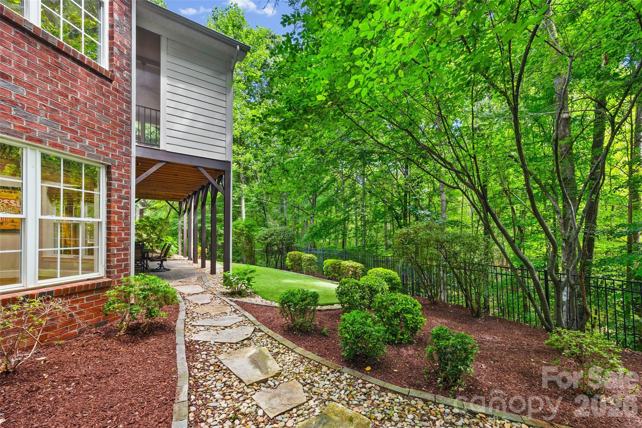 2539 Grimmersborough Lane — Charlotte