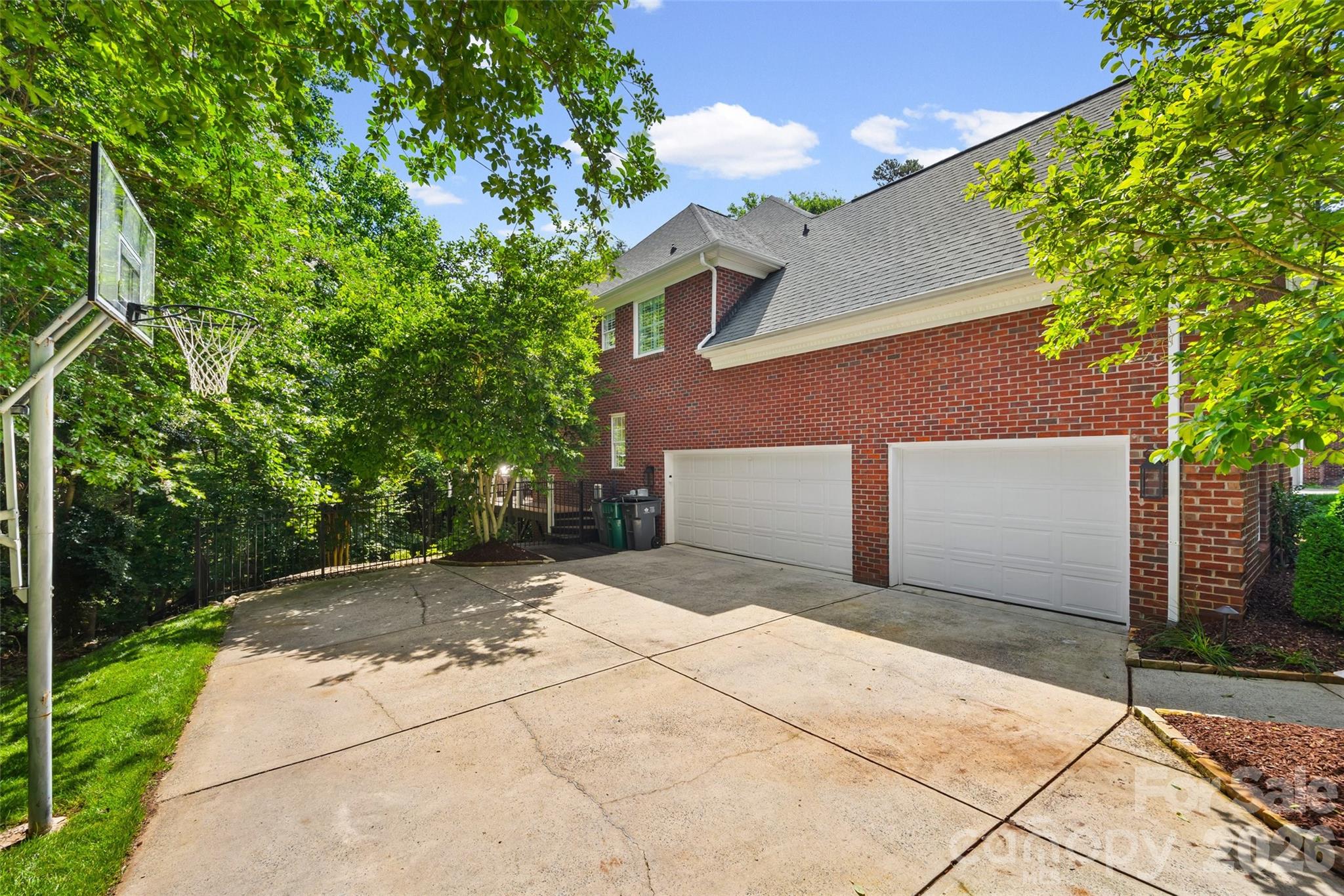 2539 Grimmersborough Lane — Charlotte