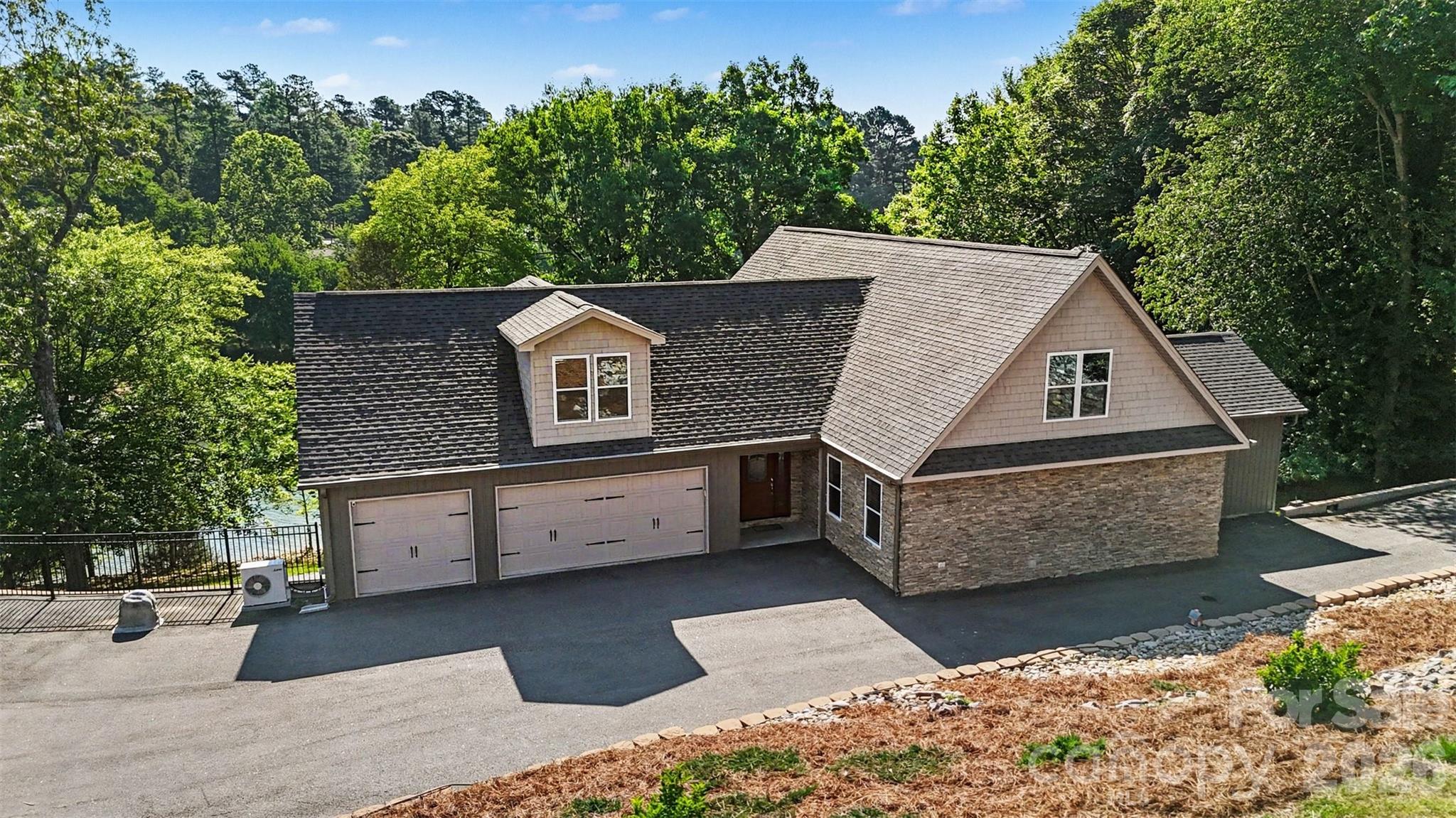 393 Stillwater Road — Troutman