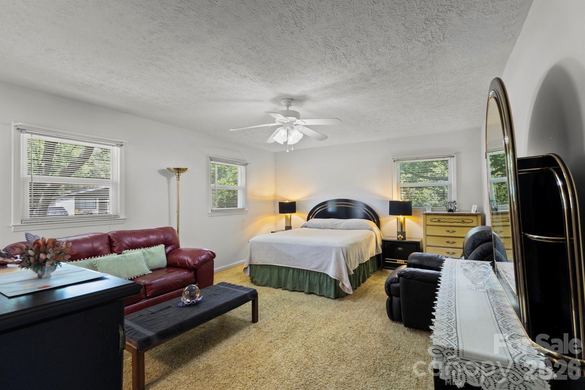 3326 Dunaire Drive — Charlotte