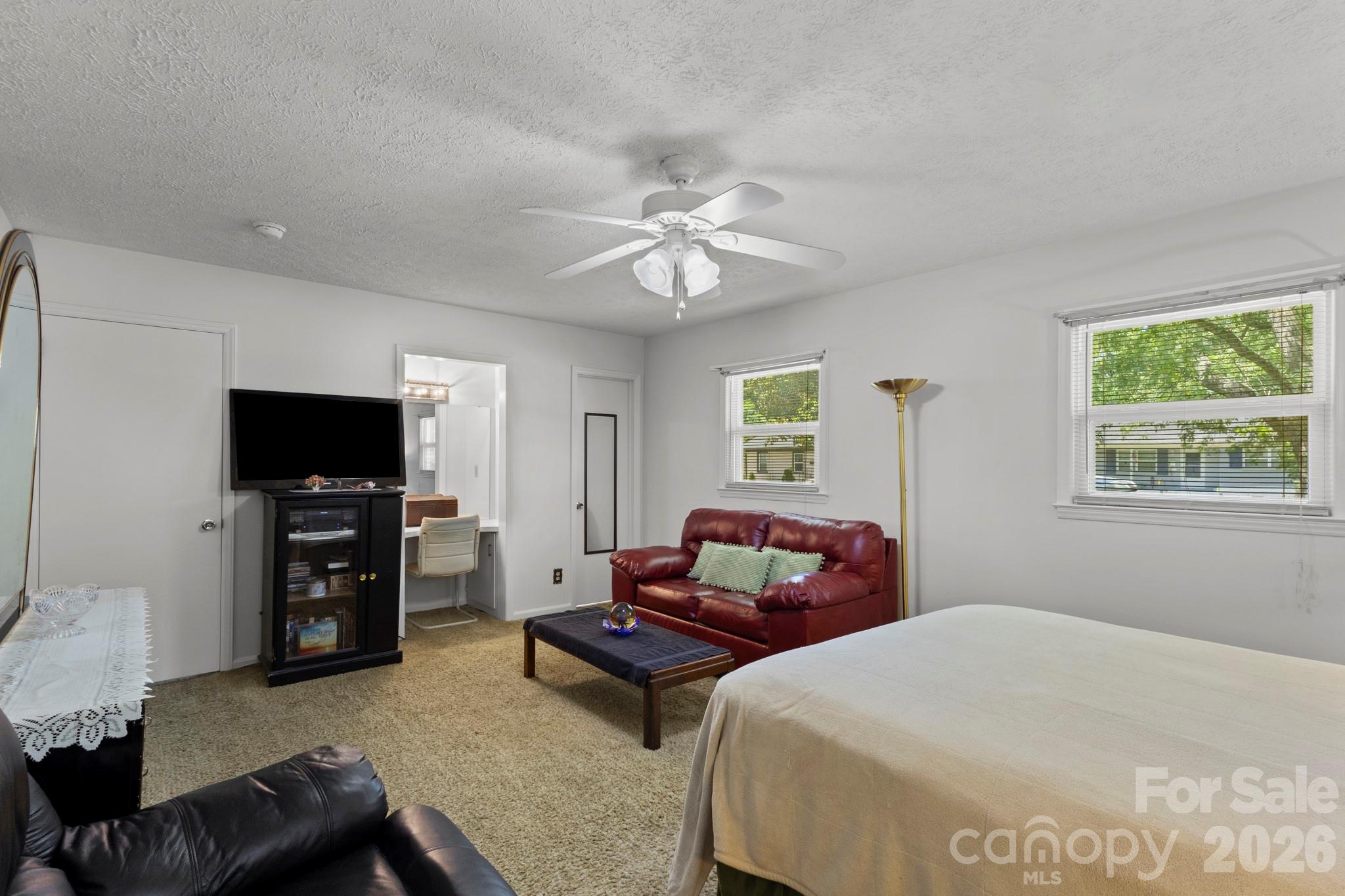 3326 Dunaire Drive — Charlotte