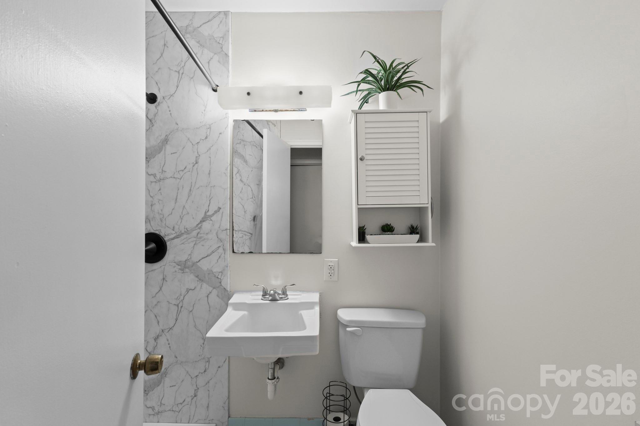 3326 Dunaire Drive — Charlotte