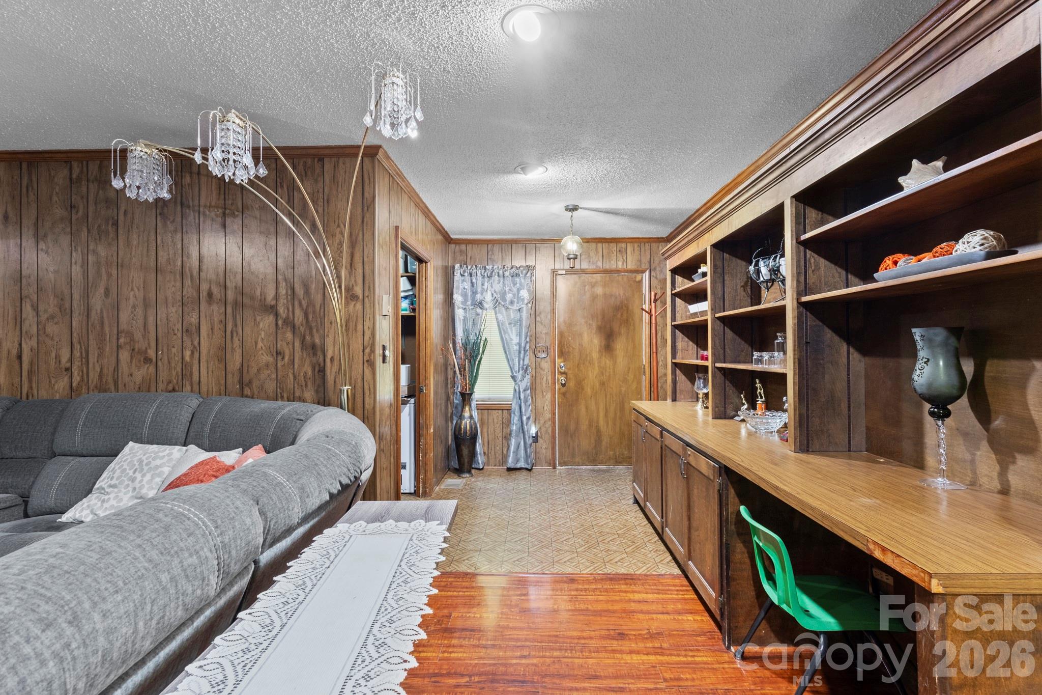 3326 Dunaire Drive — Charlotte
