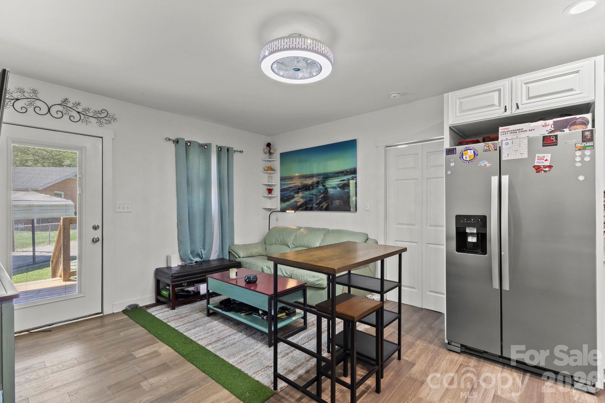 3326 Dunaire Drive — Charlotte