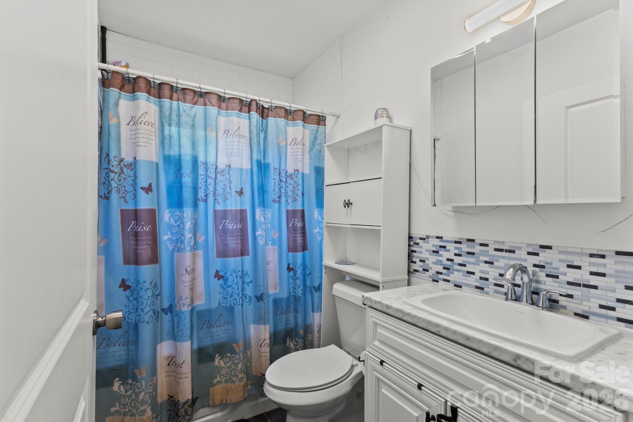 3326 Dunaire Drive — Charlotte