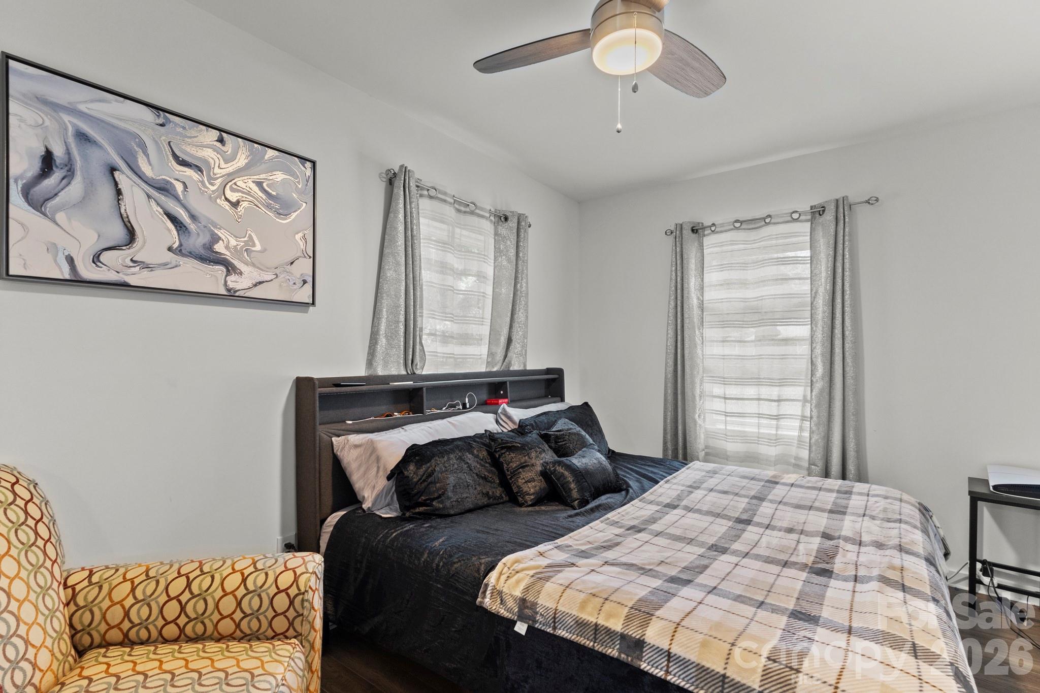 3326 Dunaire Drive — Charlotte