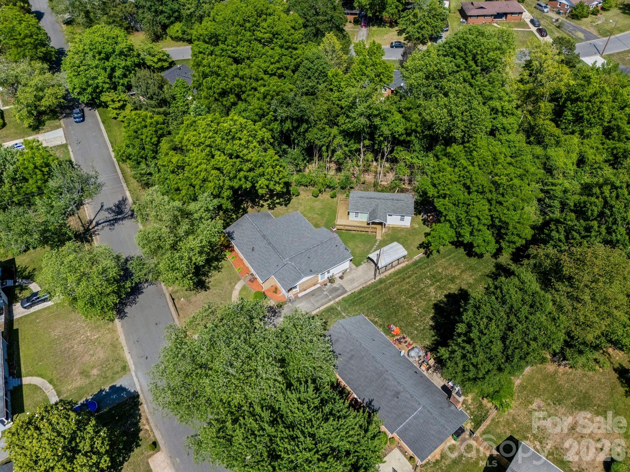 3326 Dunaire Drive — Charlotte