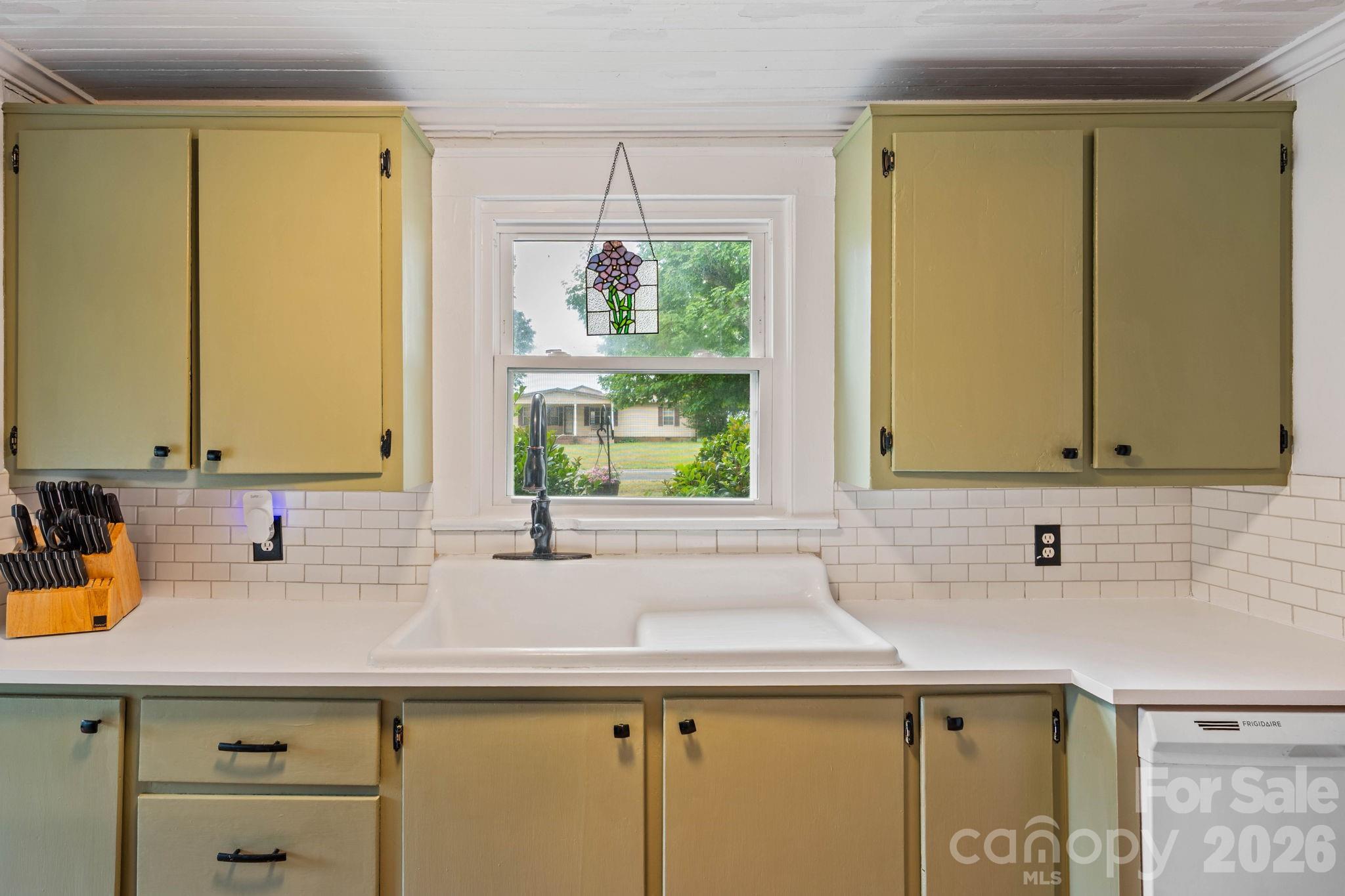 681 Tower Road — Vale