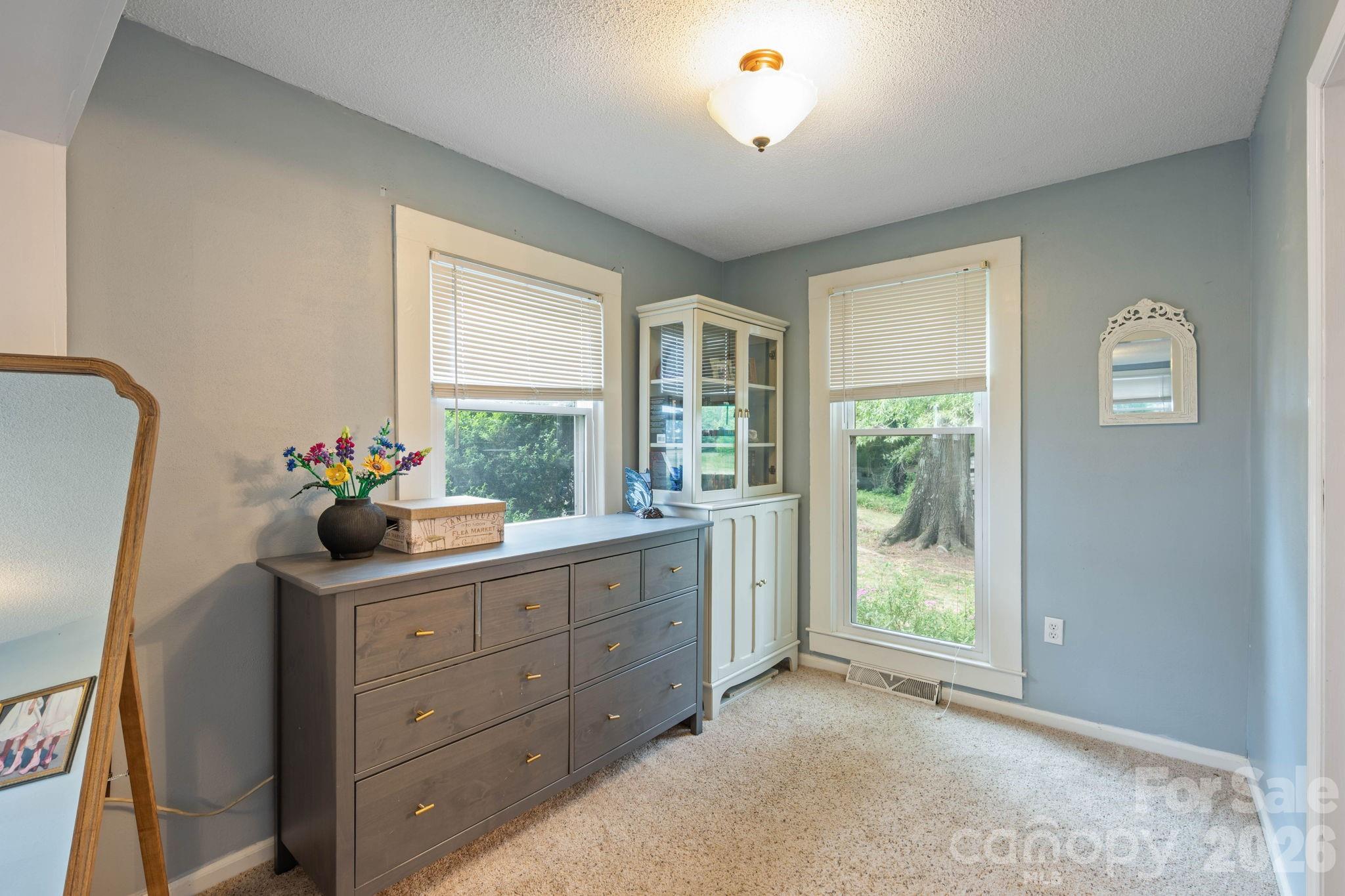 681 Tower Road — Vale