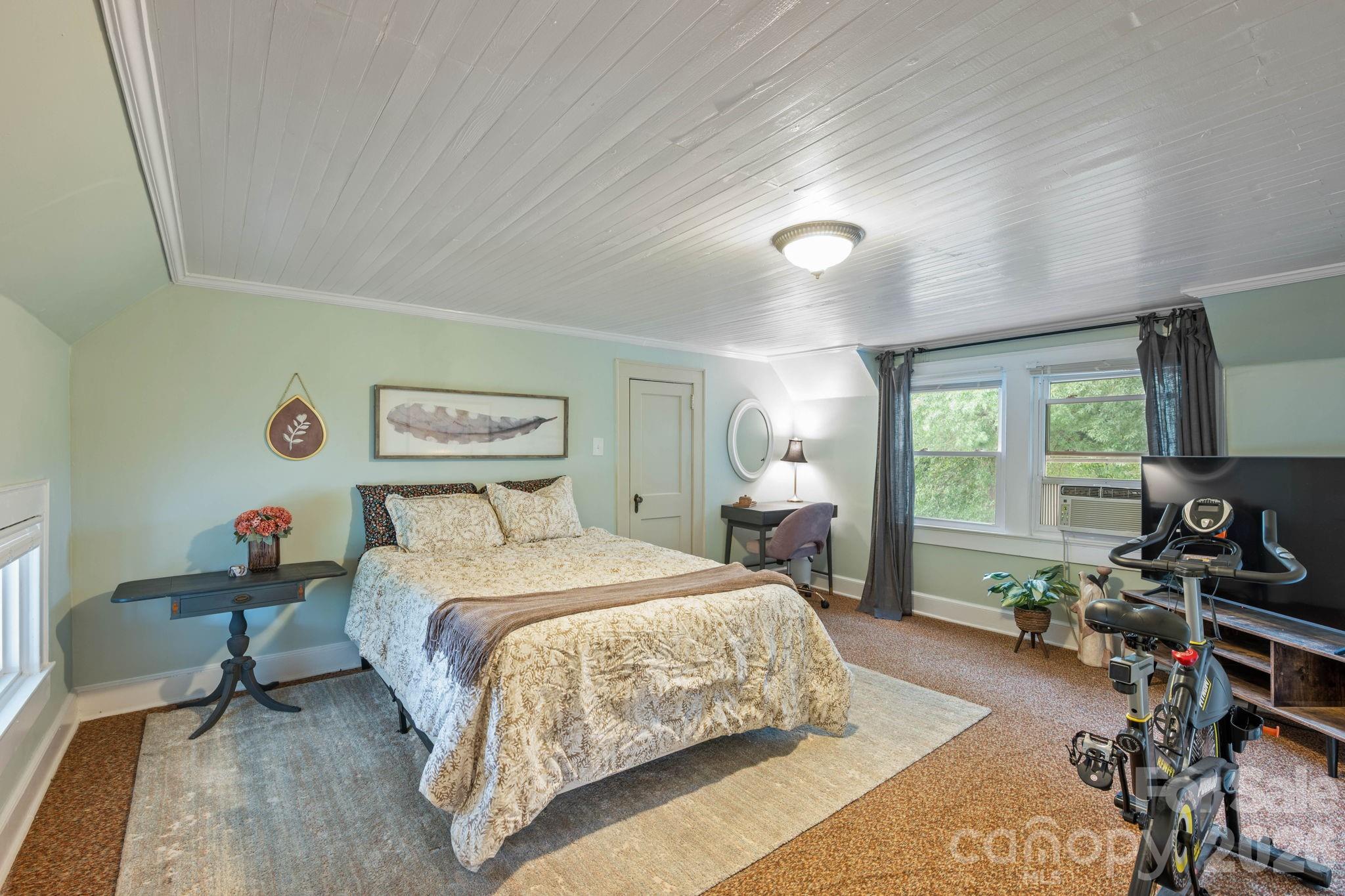 681 Tower Road — Vale