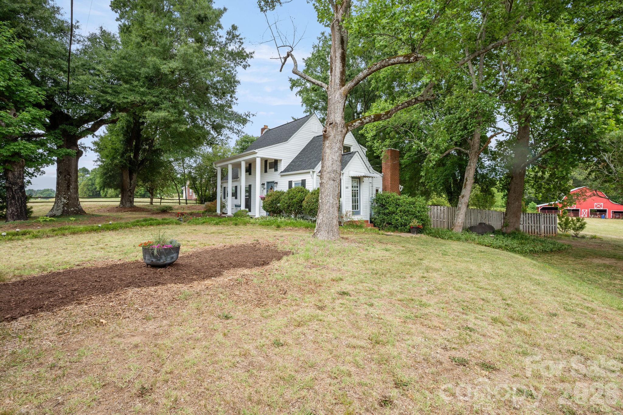 681 Tower Road — Vale