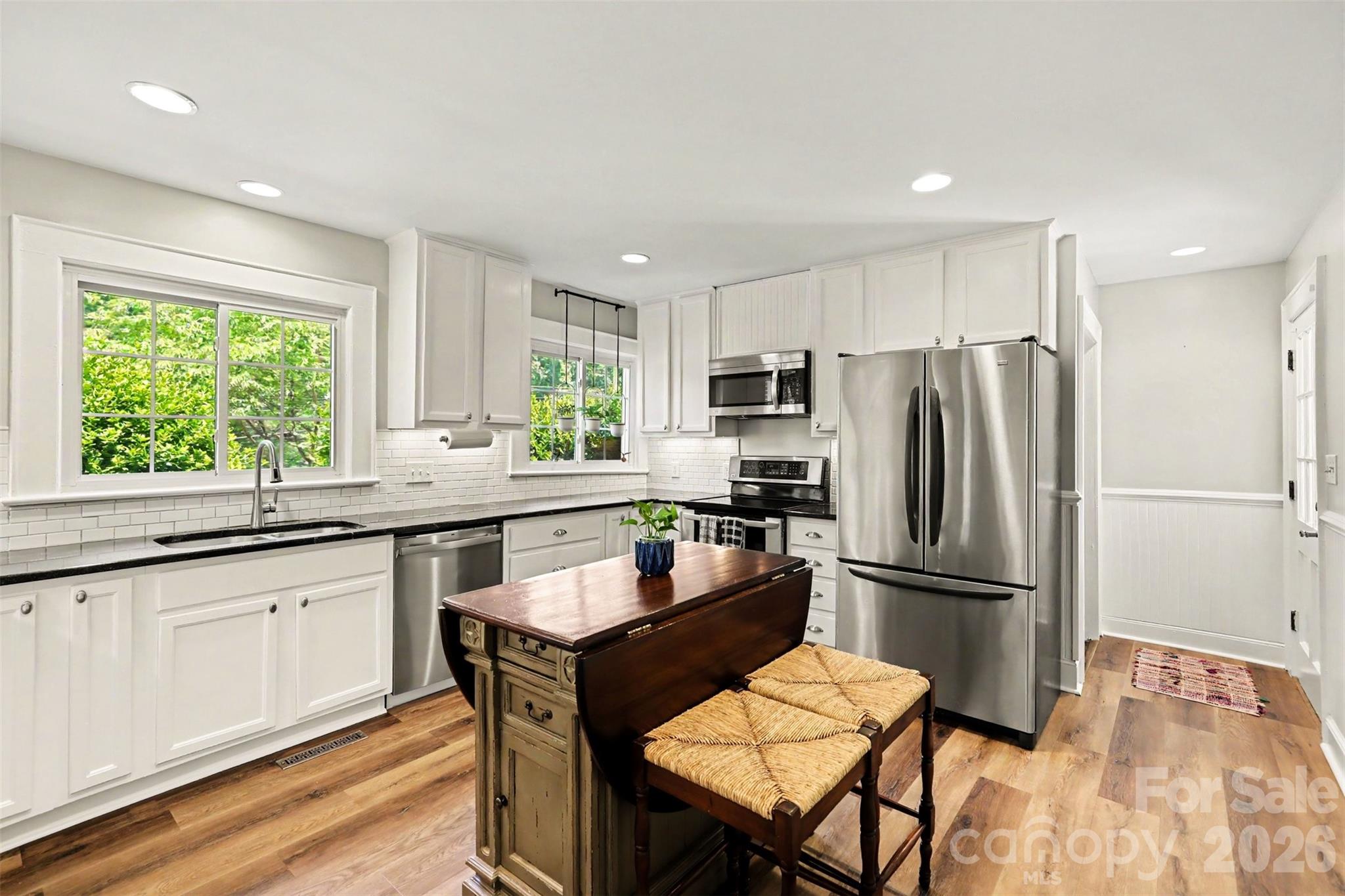 2068 Statesville Highway — Mooresville