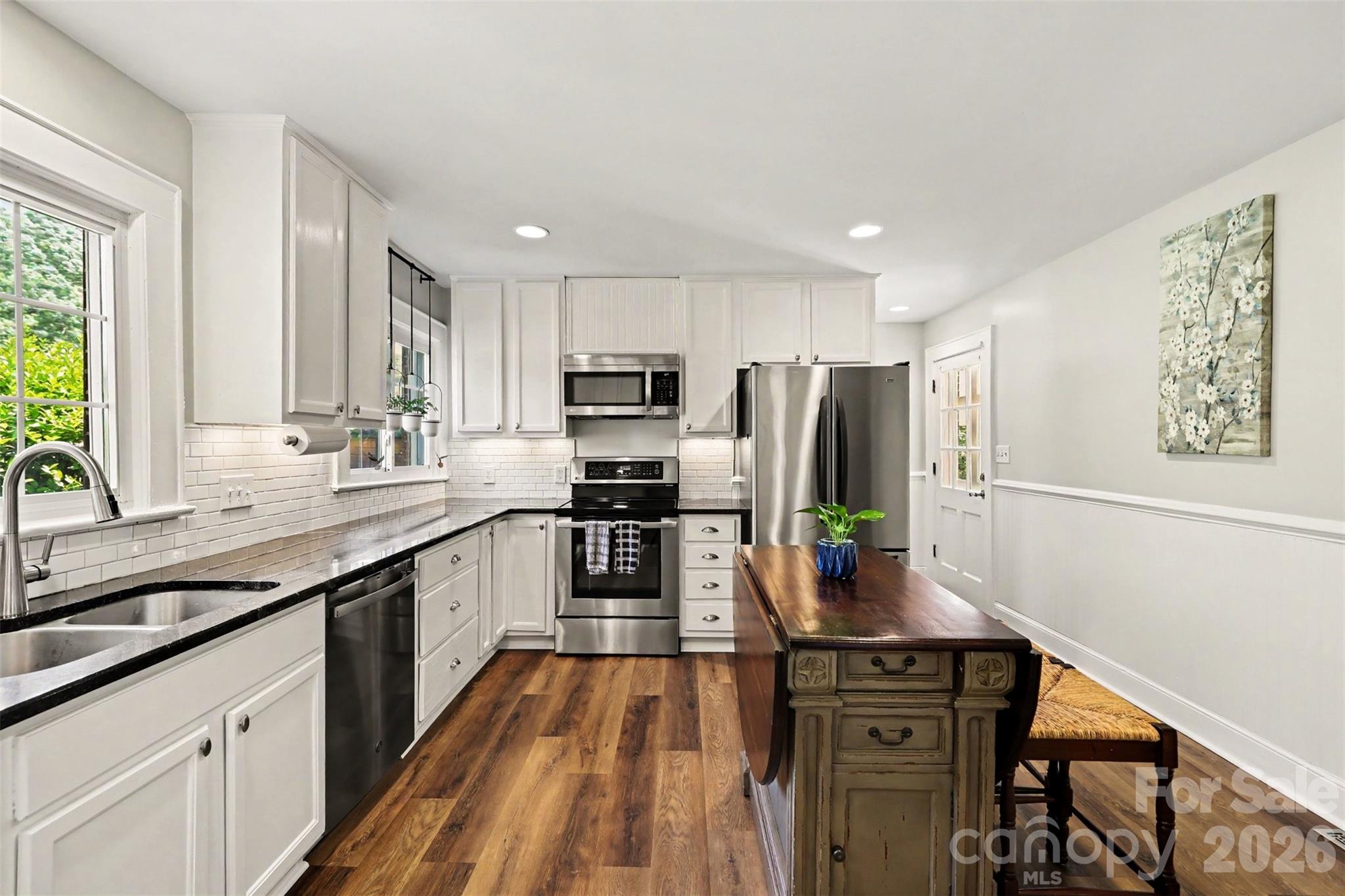 2068 Statesville Highway — Mooresville