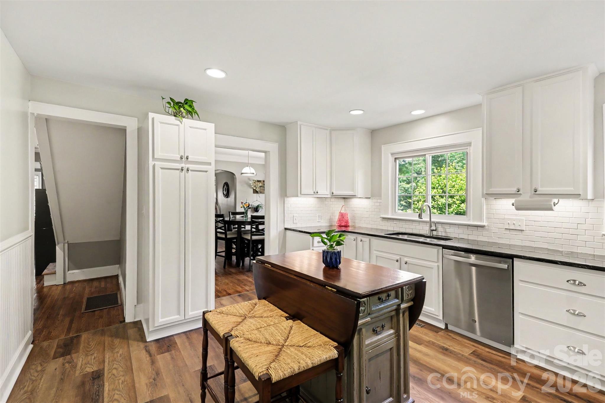 2068 Statesville Highway — Mooresville