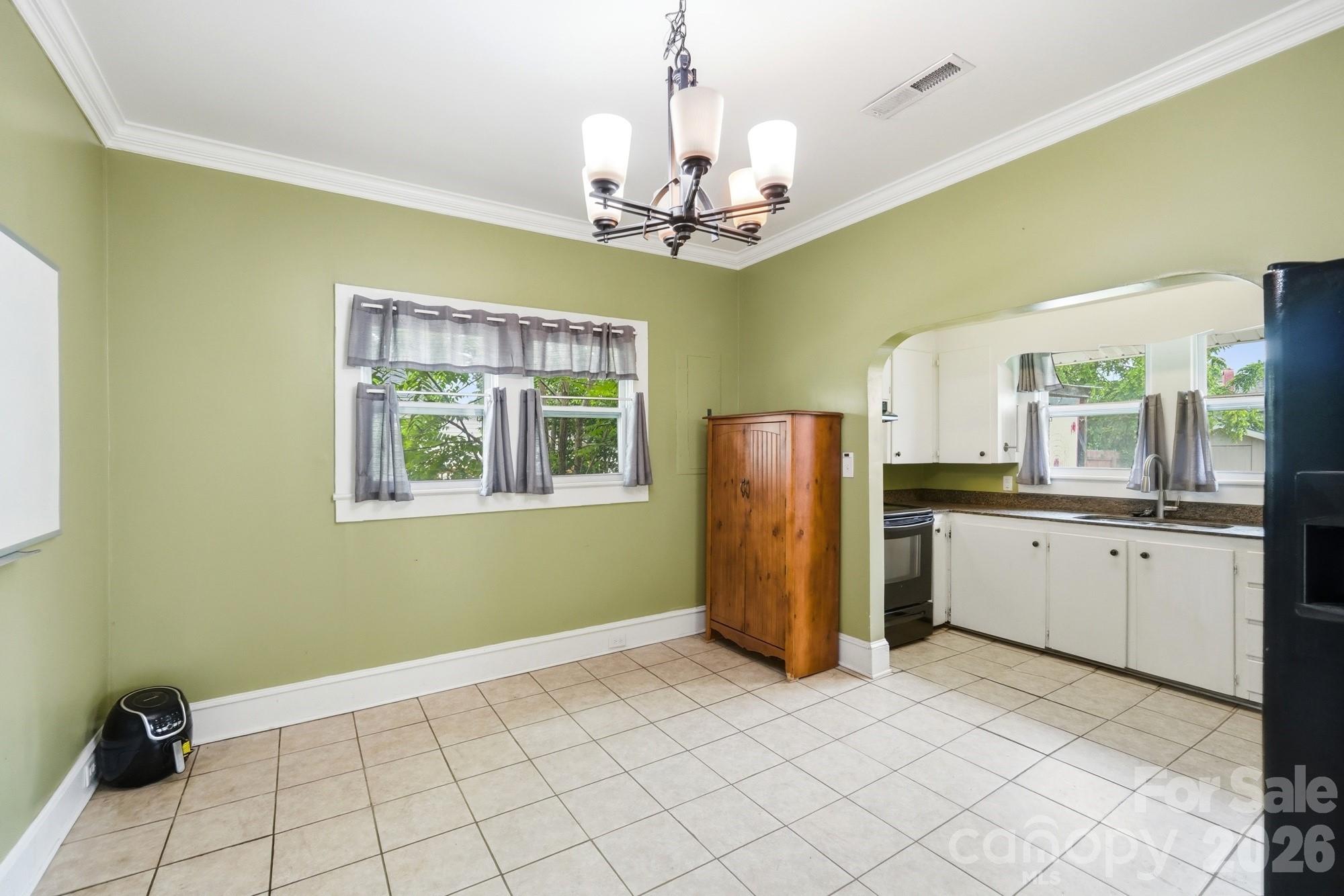 1002 N Ridge Avenue — Kannapolis