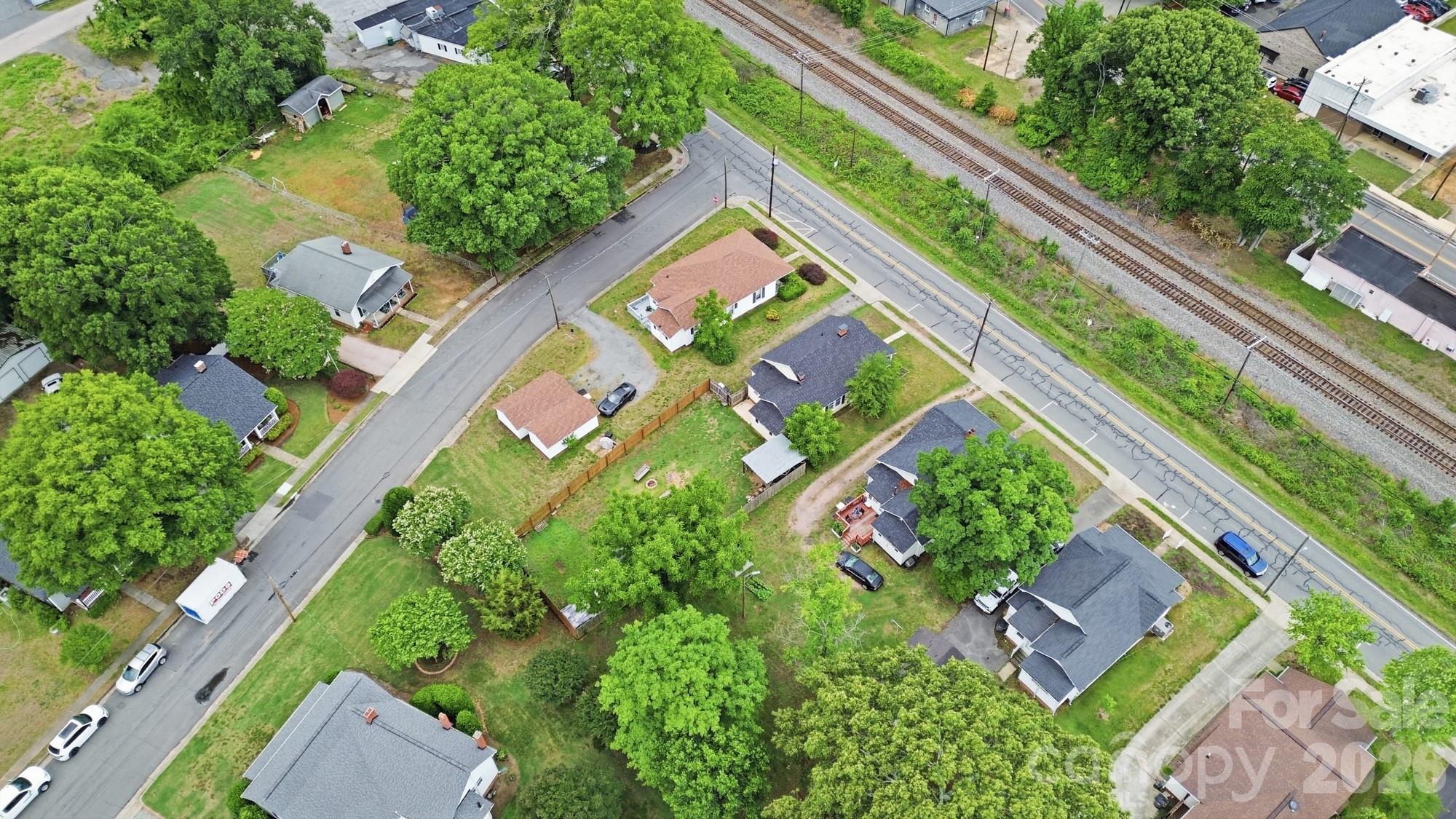 1002 N Ridge Avenue — Kannapolis