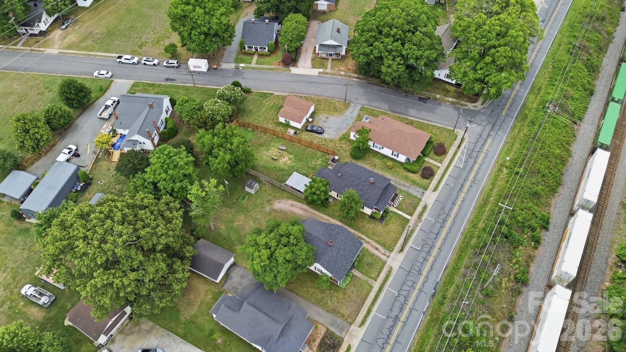 1002 N Ridge Avenue — Kannapolis