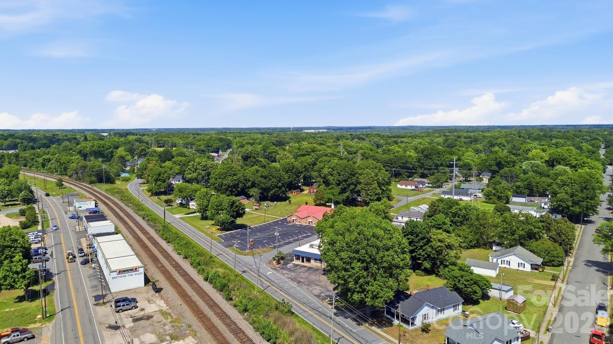 1002 N Ridge Avenue — Kannapolis