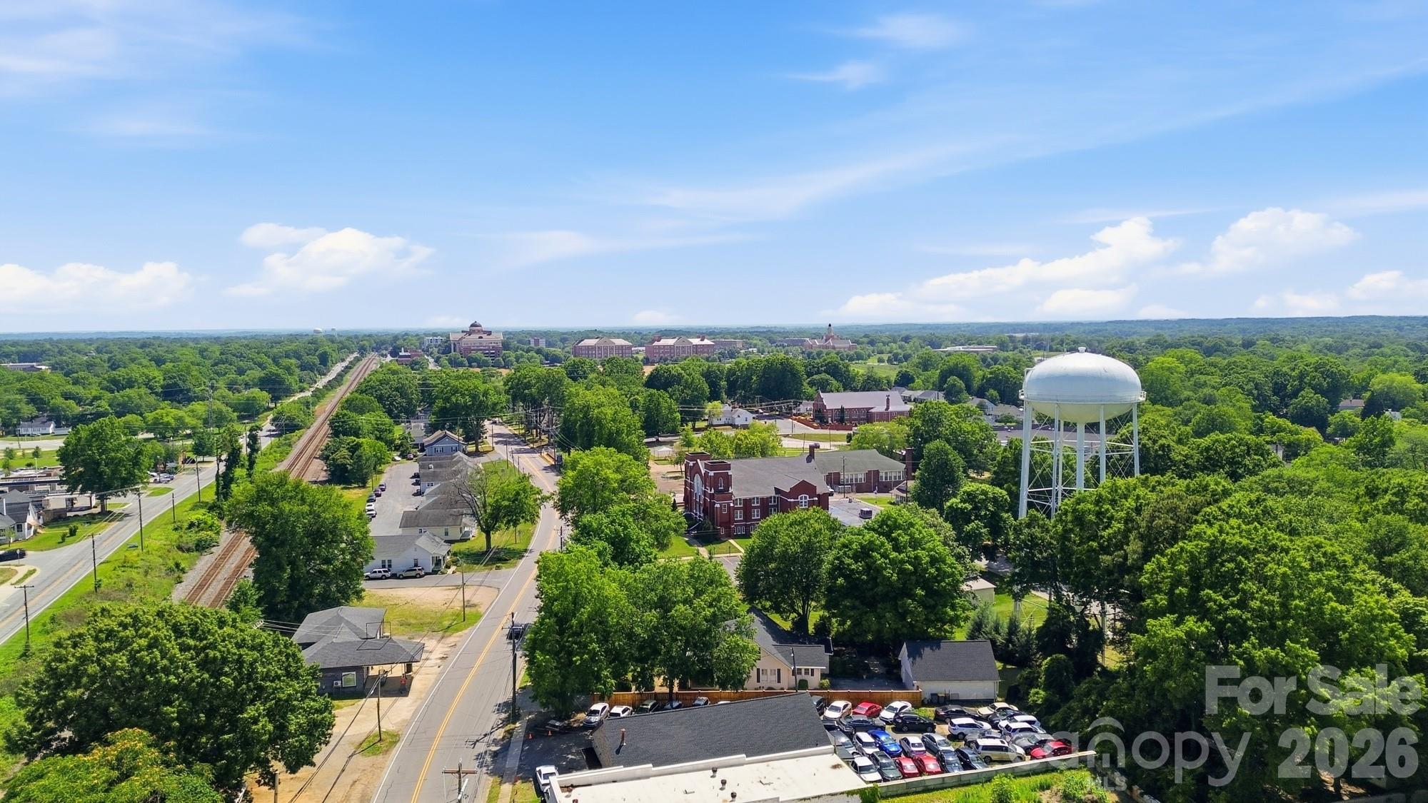 1002 N Ridge Avenue — Kannapolis