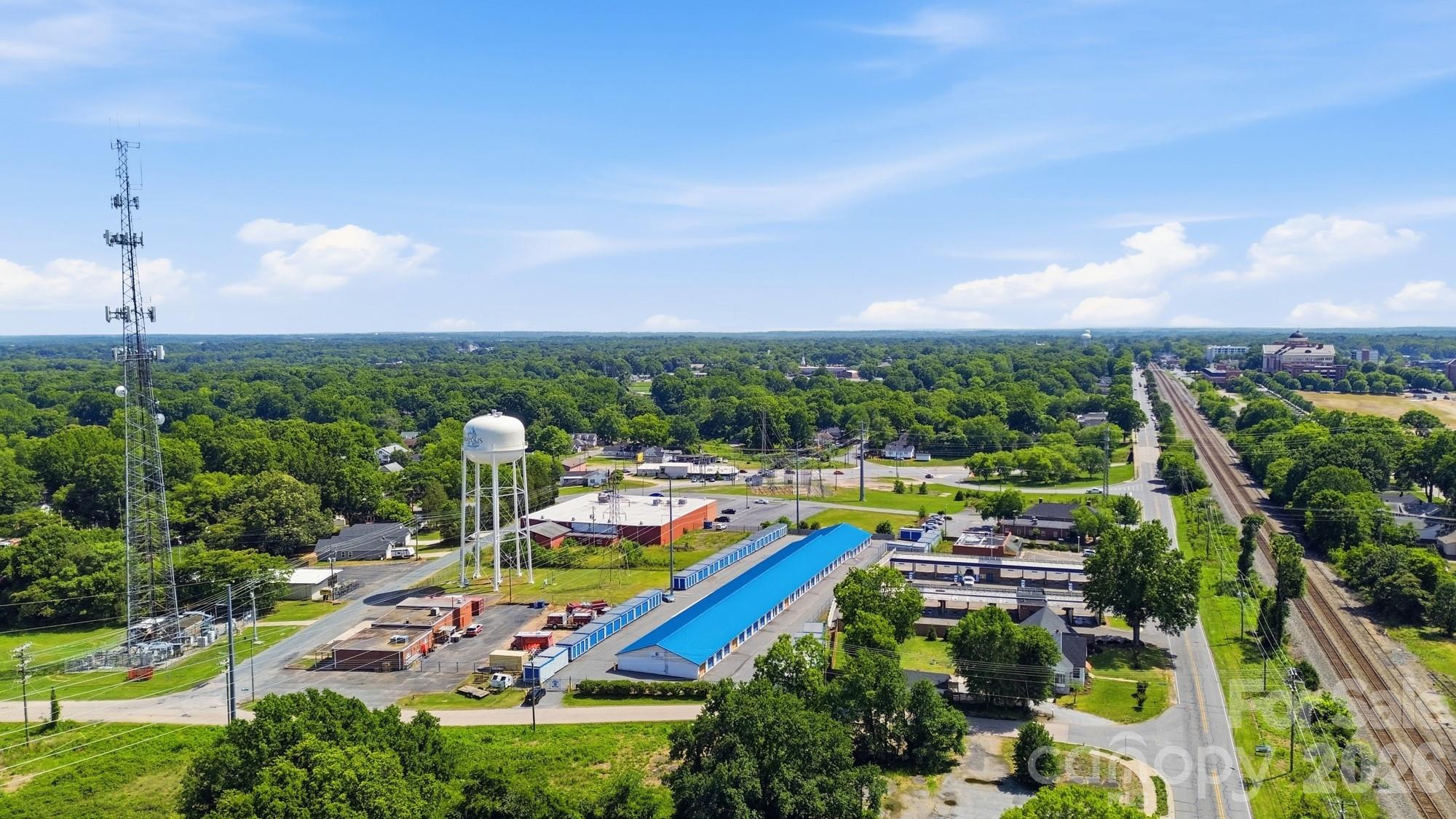 1002 N Ridge Avenue — Kannapolis