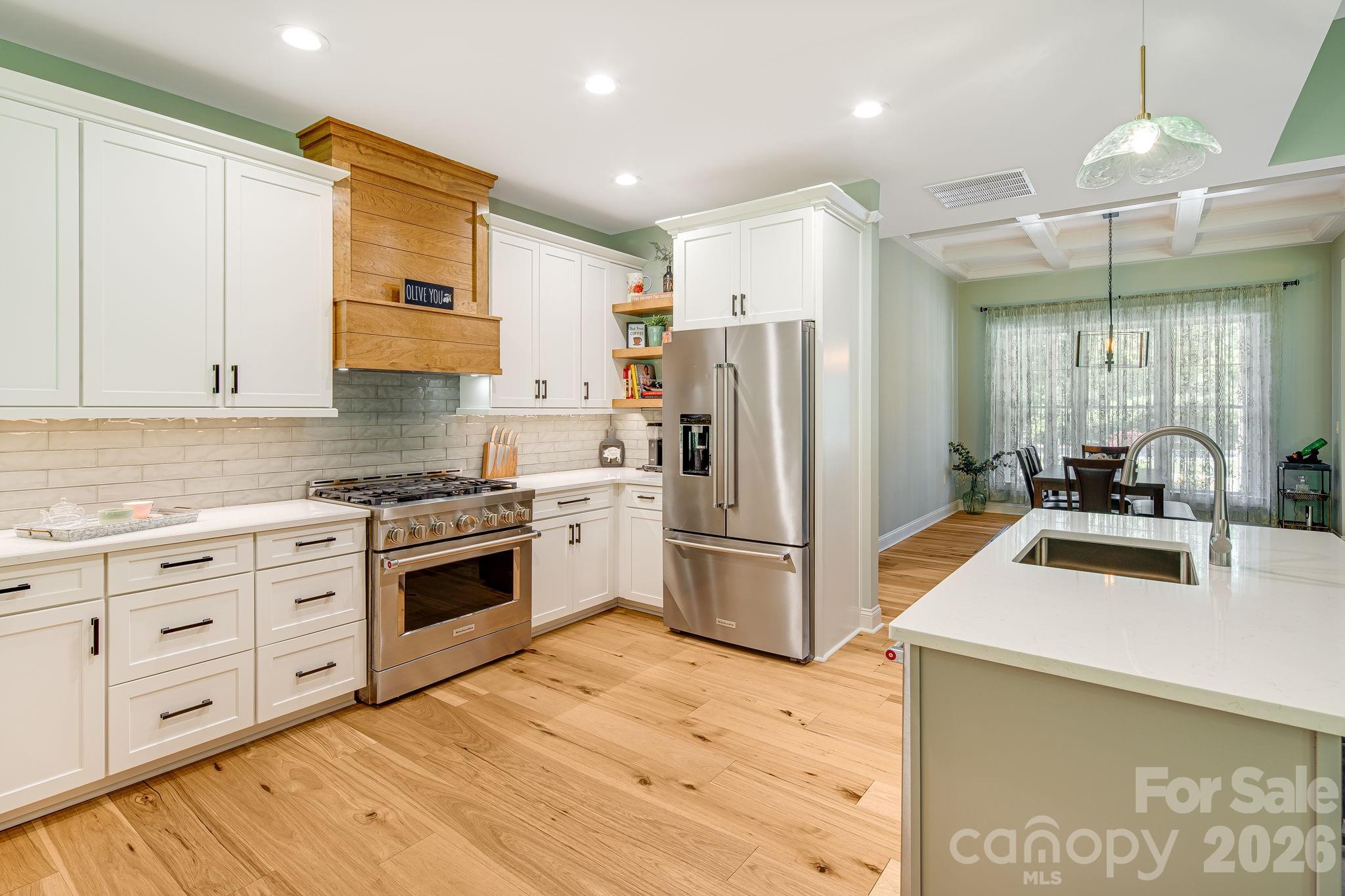 30 Shipman Parkway — Flat Rock