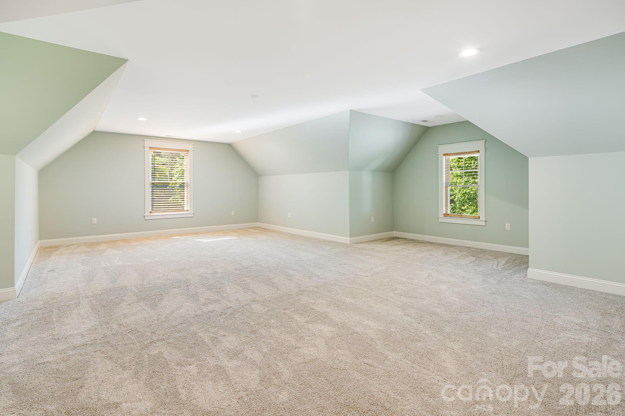 30 Shipman Parkway — Flat Rock